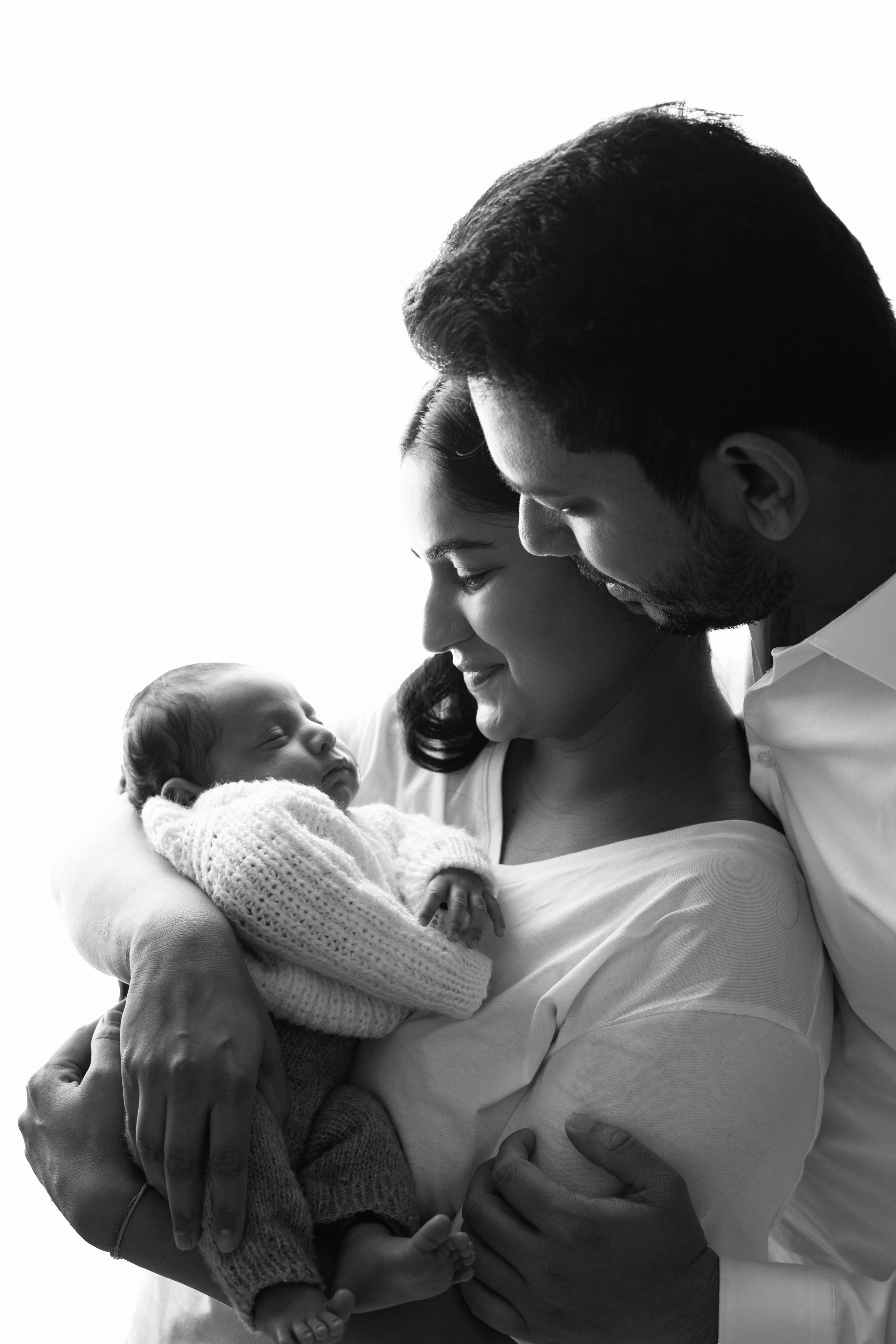 NEWBORN PORTFOLIO. Newborn Photographer and life casting in Dubai Dariya Saeed