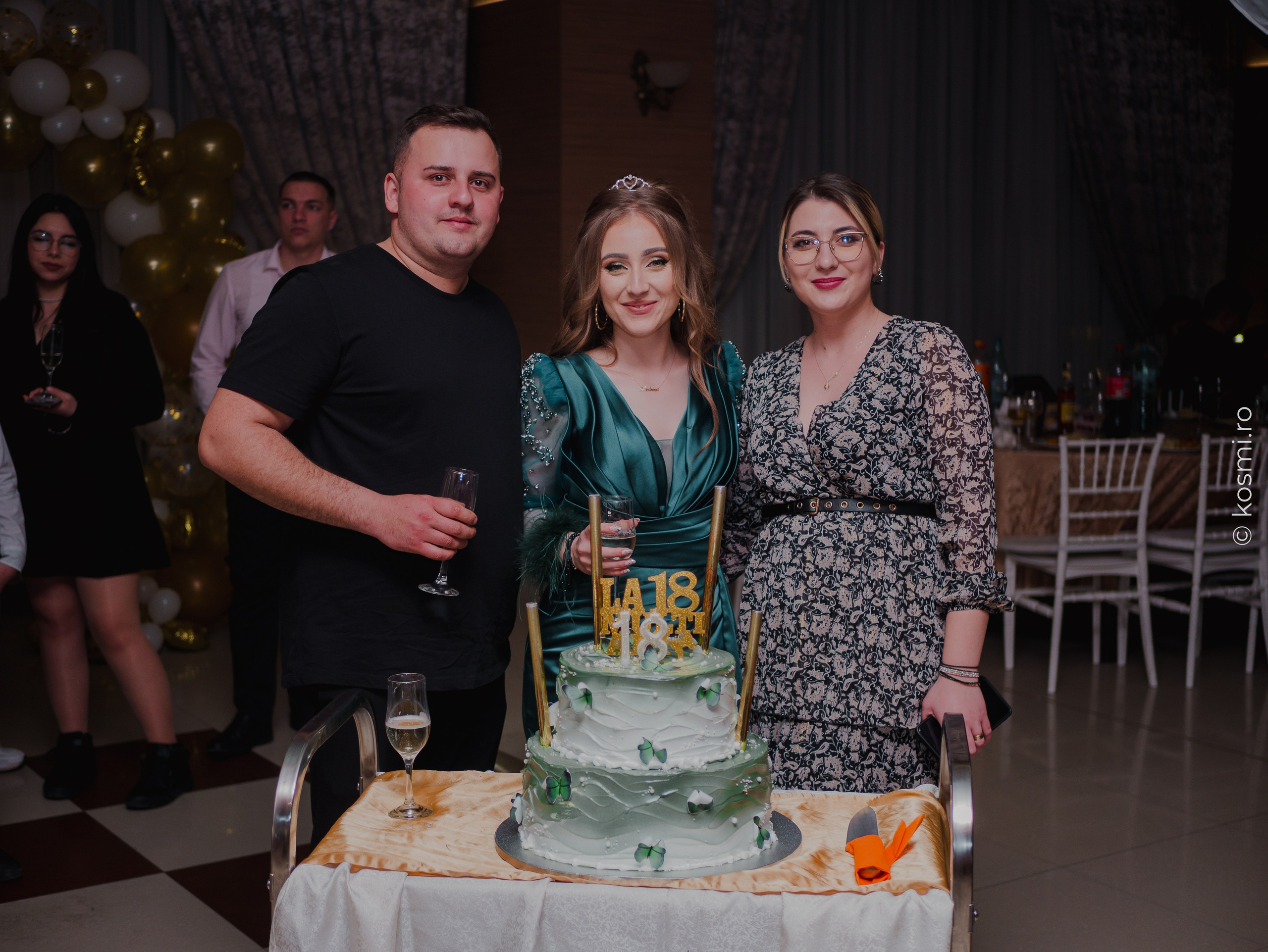 Majorat Andreea. Kosmi