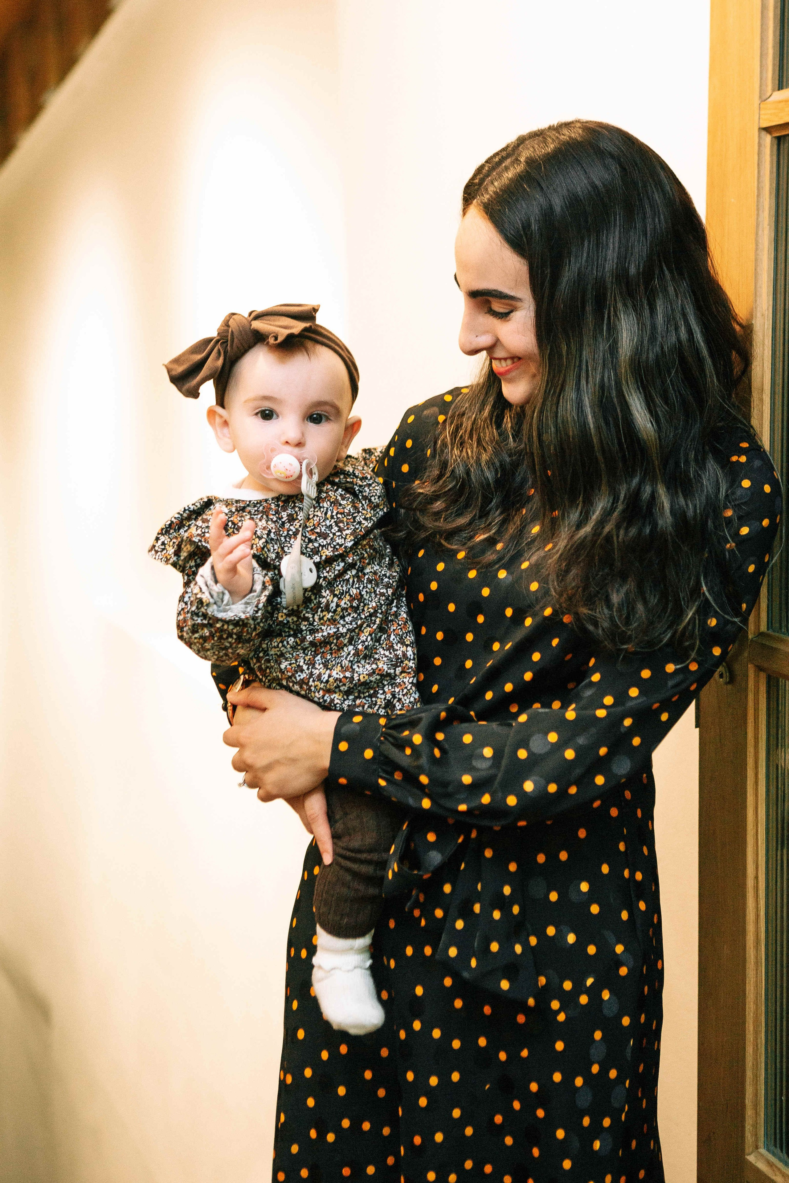 PARTY IN A RESTAURANT WITH THE WHOLE FAMILY. Https://shi-photo.com/