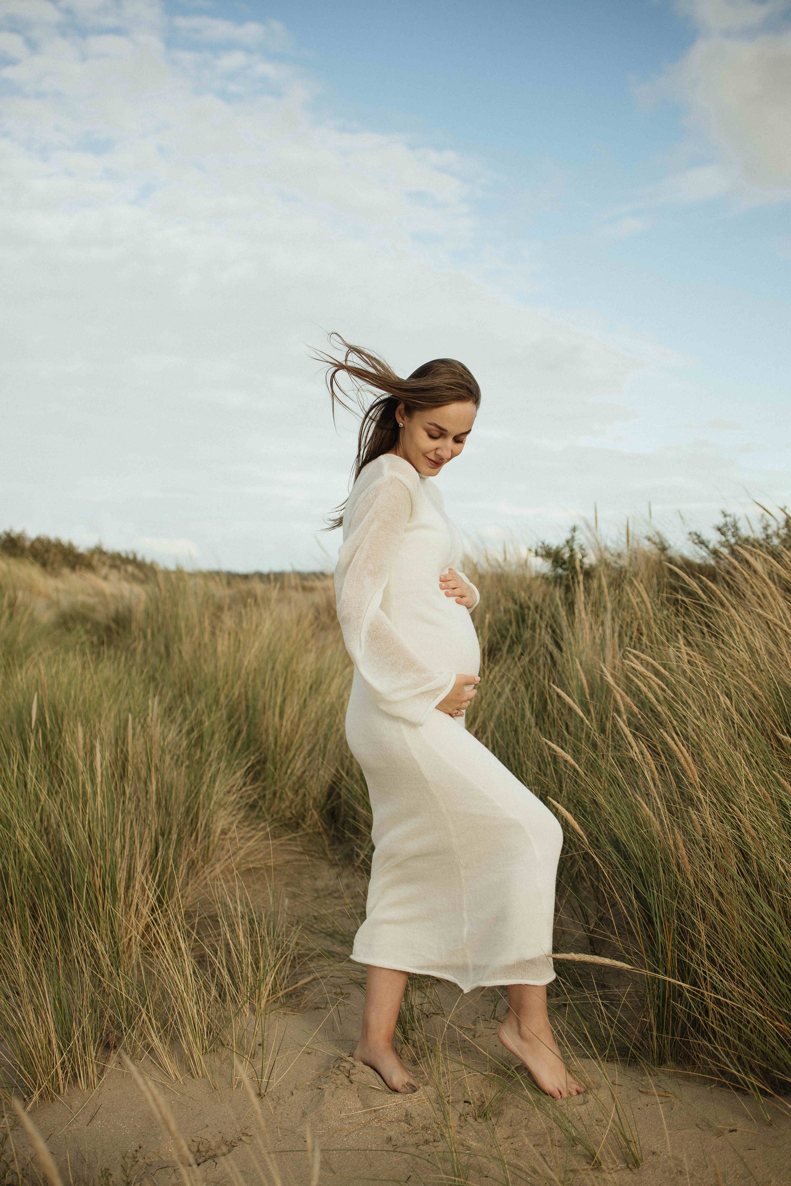 By the ocean. Newborn, Maternity & Family Photographer in Charlotte, North Carolina | Arhipova Julia