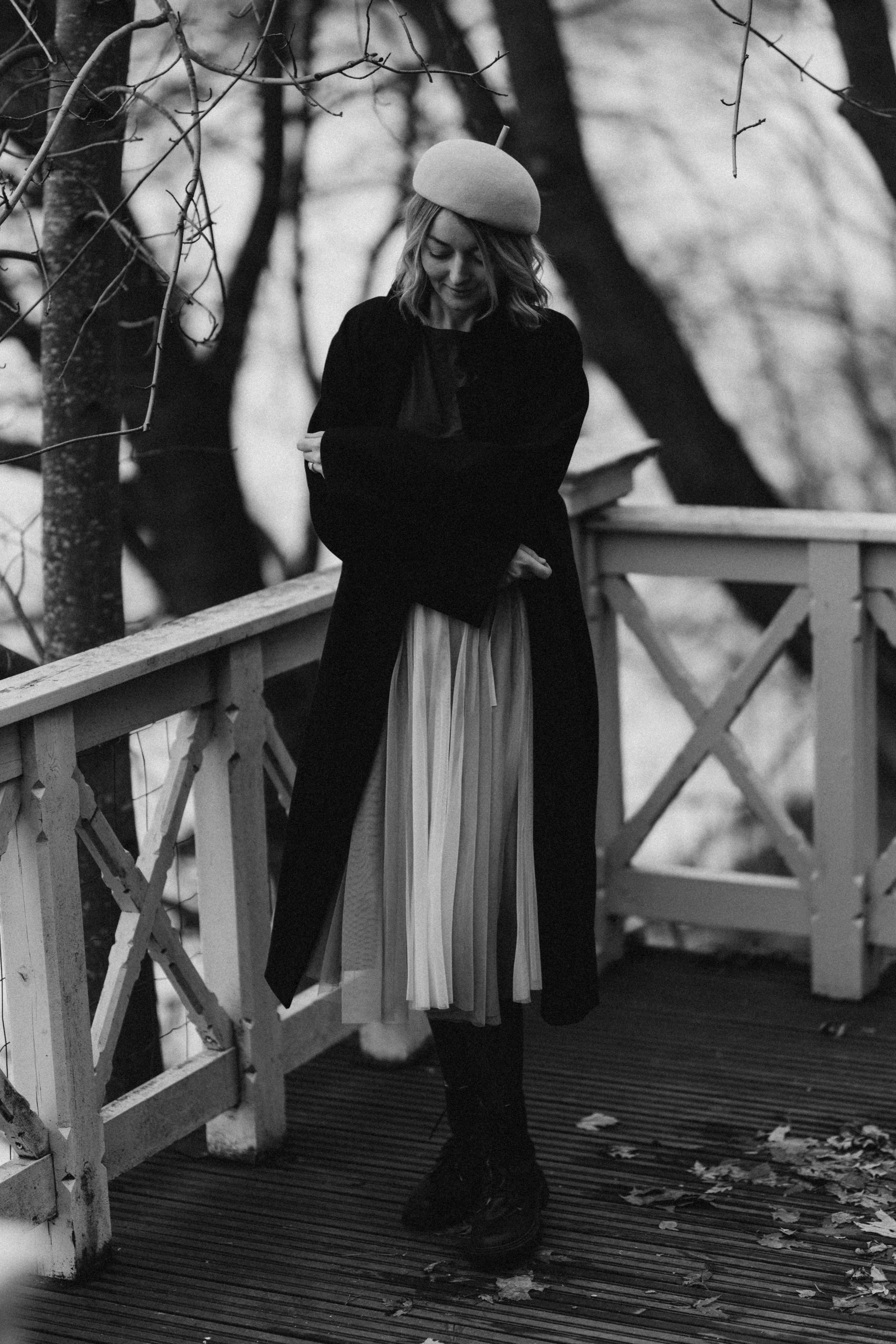 Woman phoshoot. Wedding and potrait photographer in Helsinki Vickan O