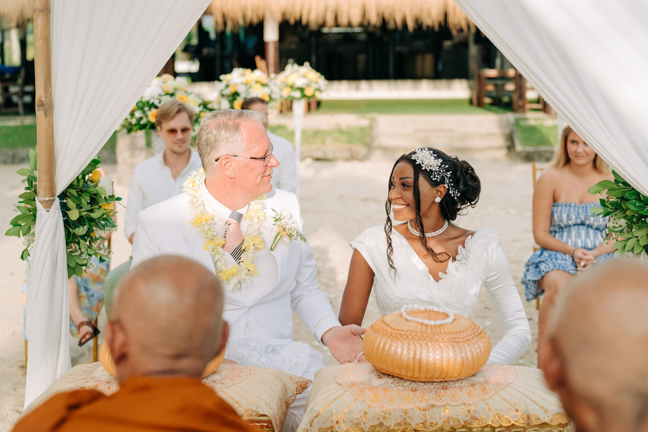 GRACE & MARTIN. Буддийская свадебная церемония на Самуи, Таиланд