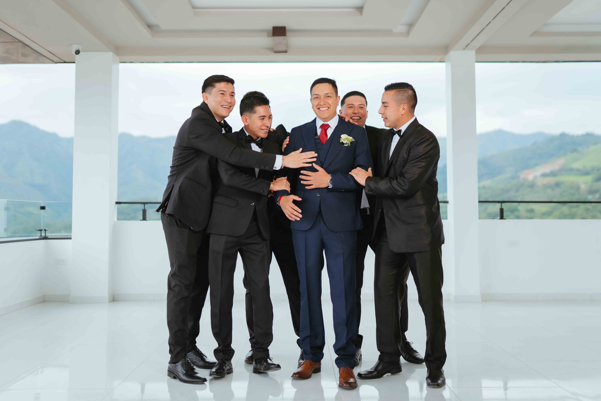 Jennifer y Vladimir. Fotógrafo de bodas en Loja Ecuador | Piero Alvarez PH