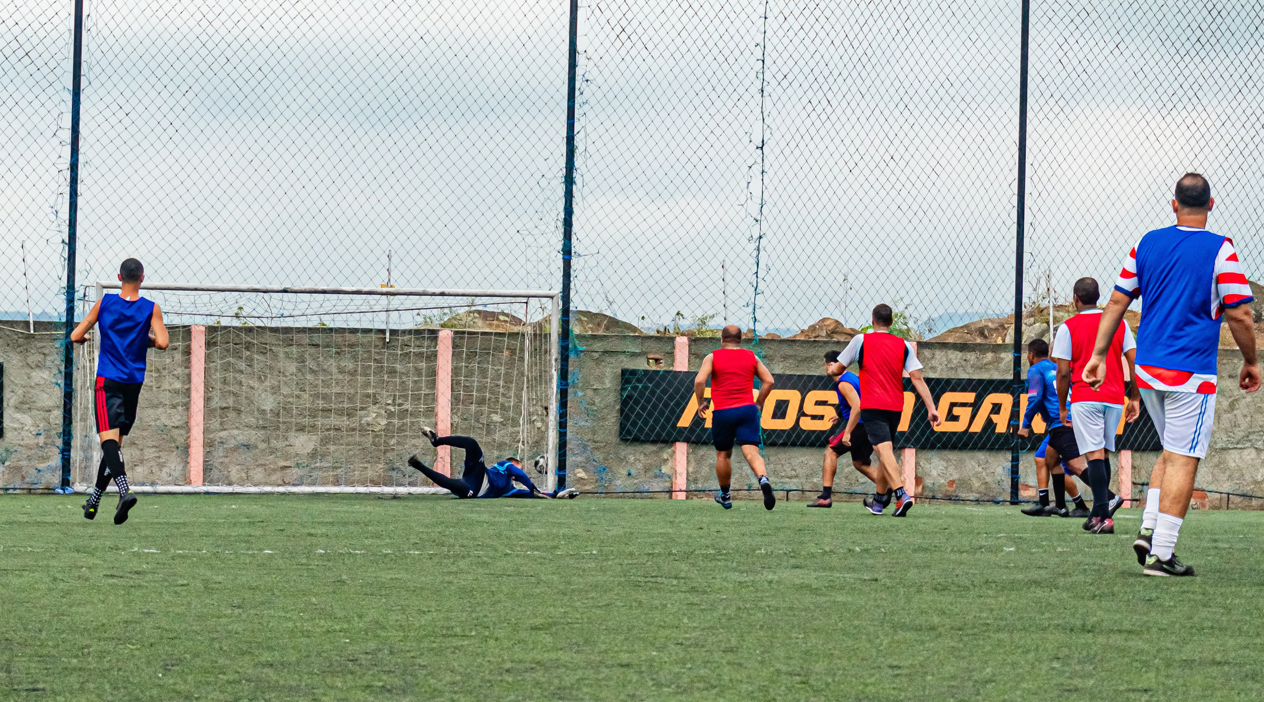 Futebol. Carlos Silva