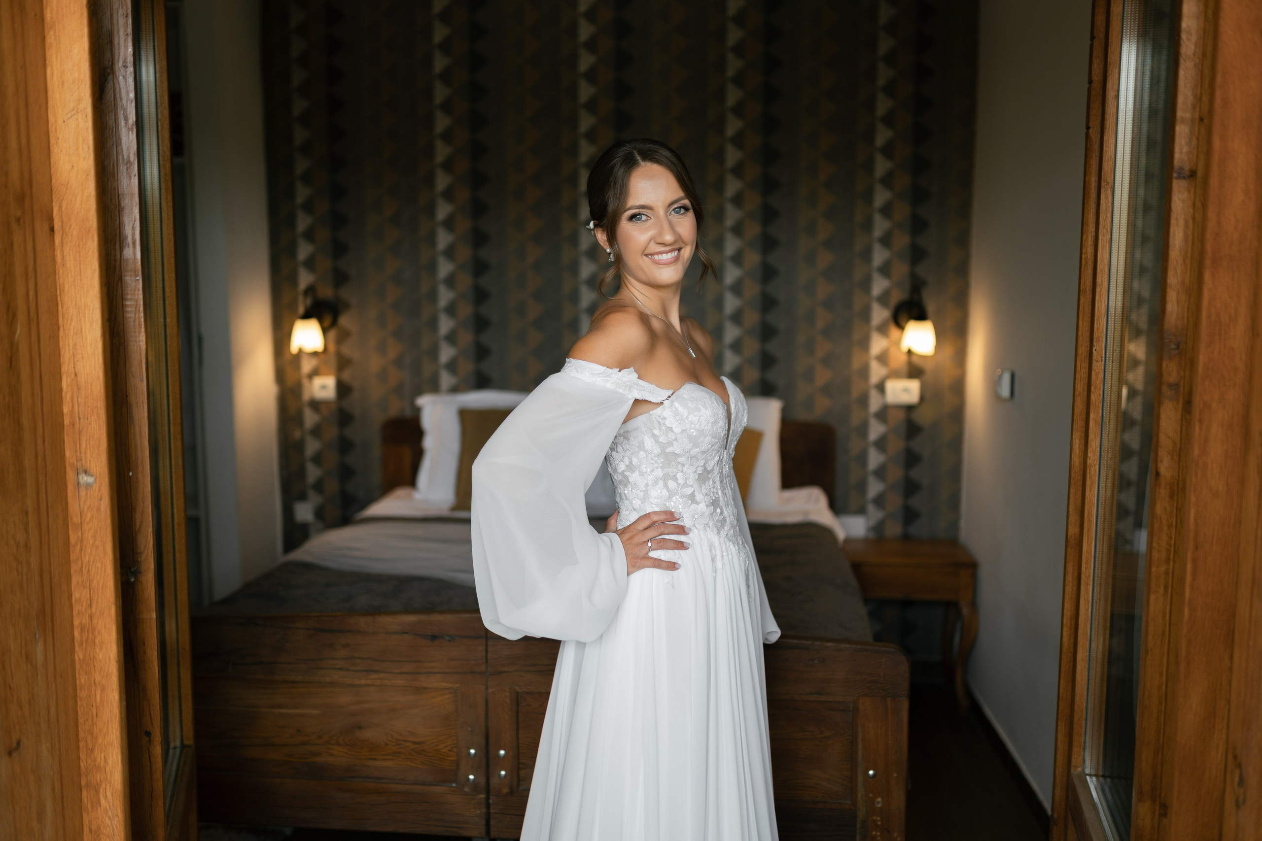 M&D|Between City Lights and Hidden Oasis. Black Sheep Produkcija| Wedding Photography and Wedding Films, based in Kragujevac, Europe / Fotograf i videograf, Kragujevac, Srbija