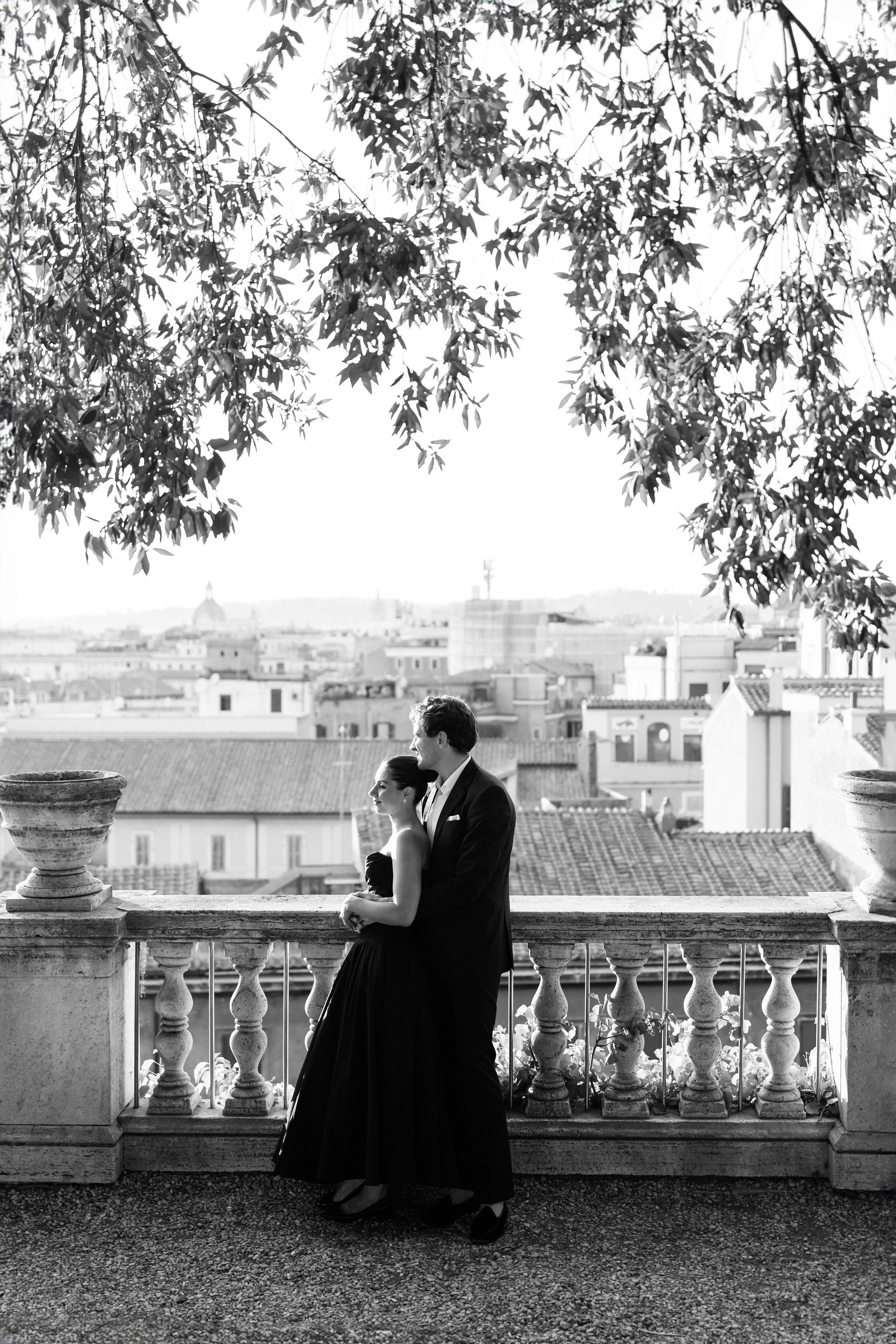 Wedding photographer Italy Rome, Tuscany, Lake Como, Sicily, Puglia. Wedding Photographer Rome Tuscany Como Sicily Puglia Amalfy Italy- Oksana Savenchuk