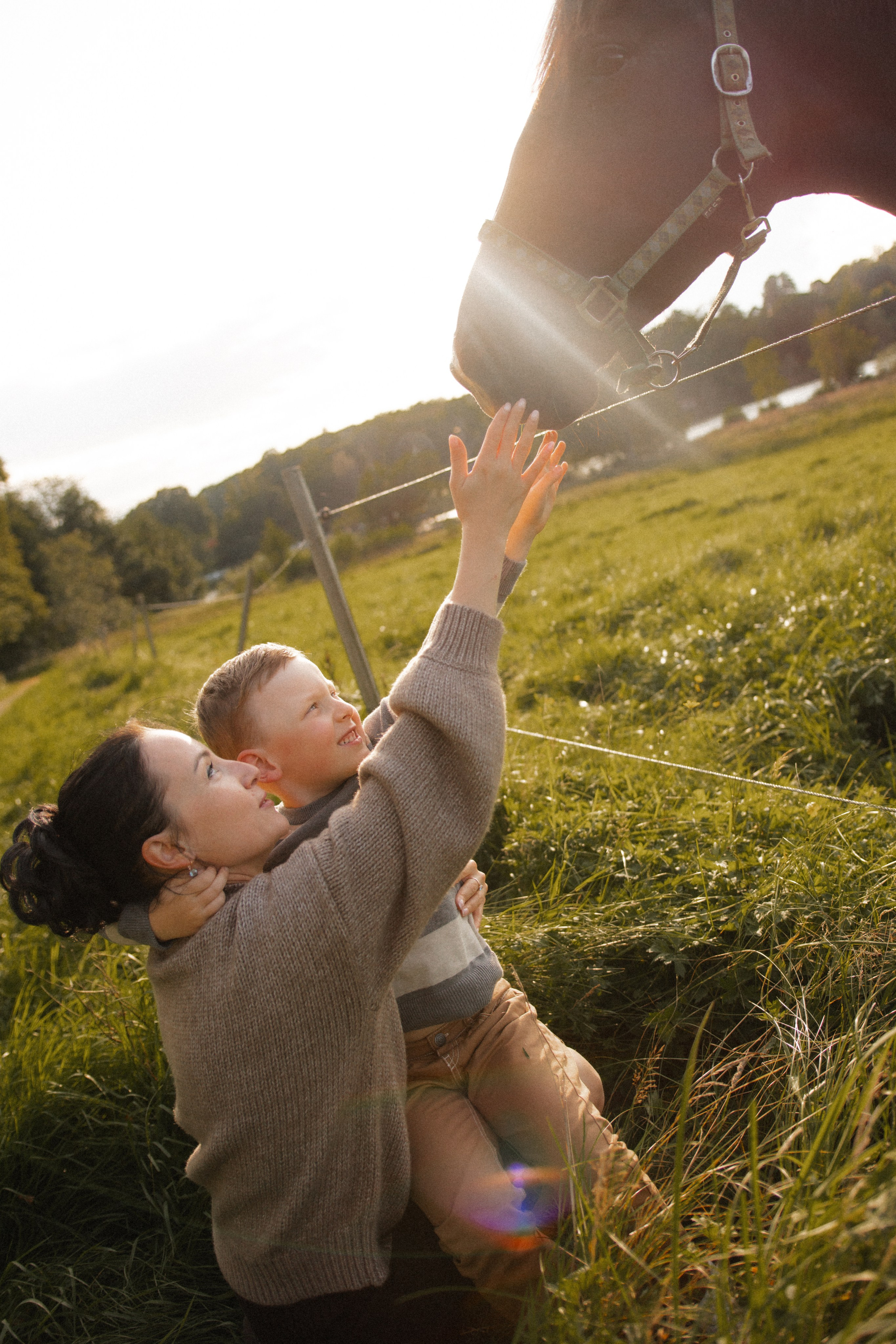 Mother and son’s story. Photographer in Gothenburg Aleksandra Stroganova