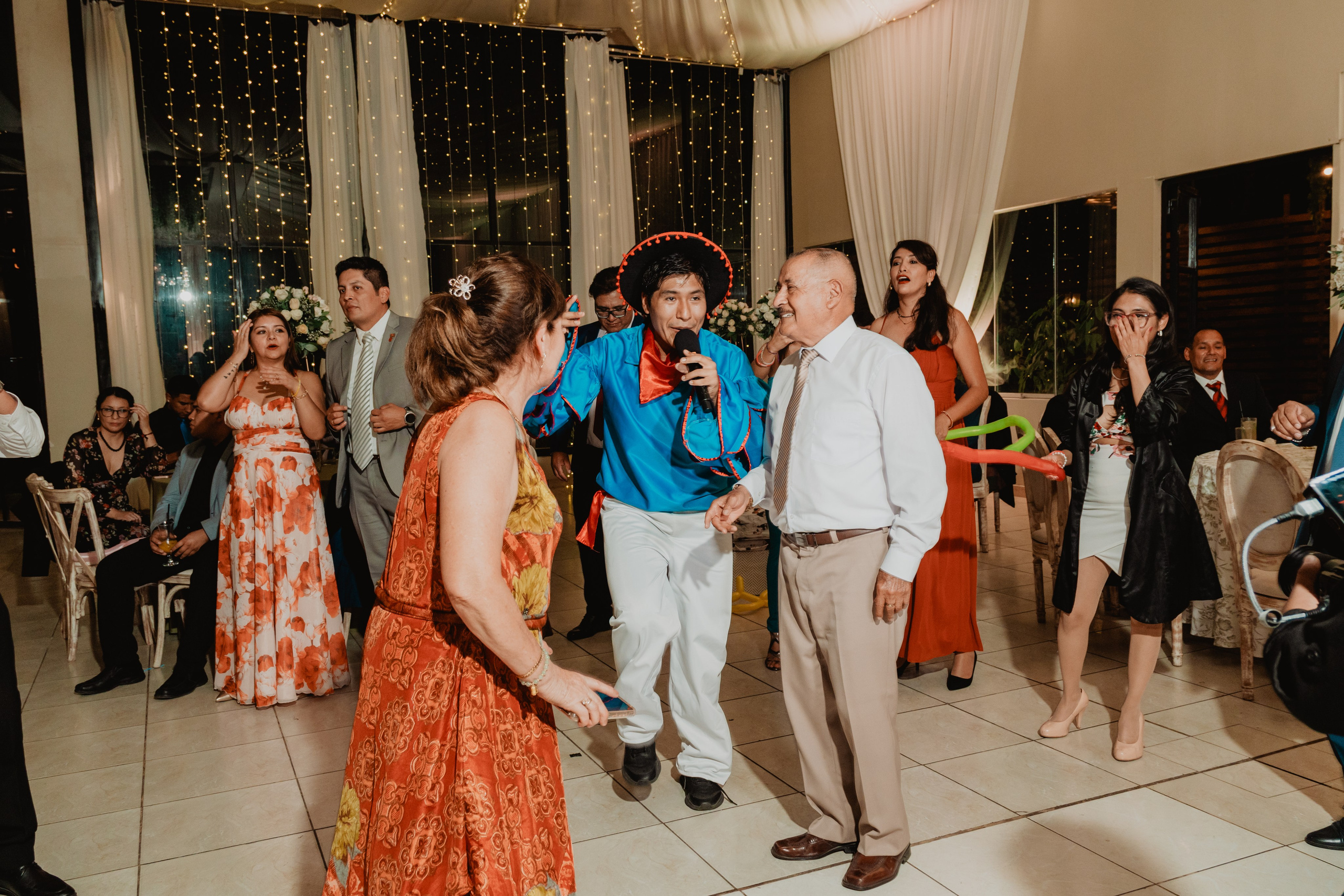 FERNANDO + MARIBEL | BODA RELIGIOSA. Studio KVTA | Fotografía y Video de Bodas en Arequipa