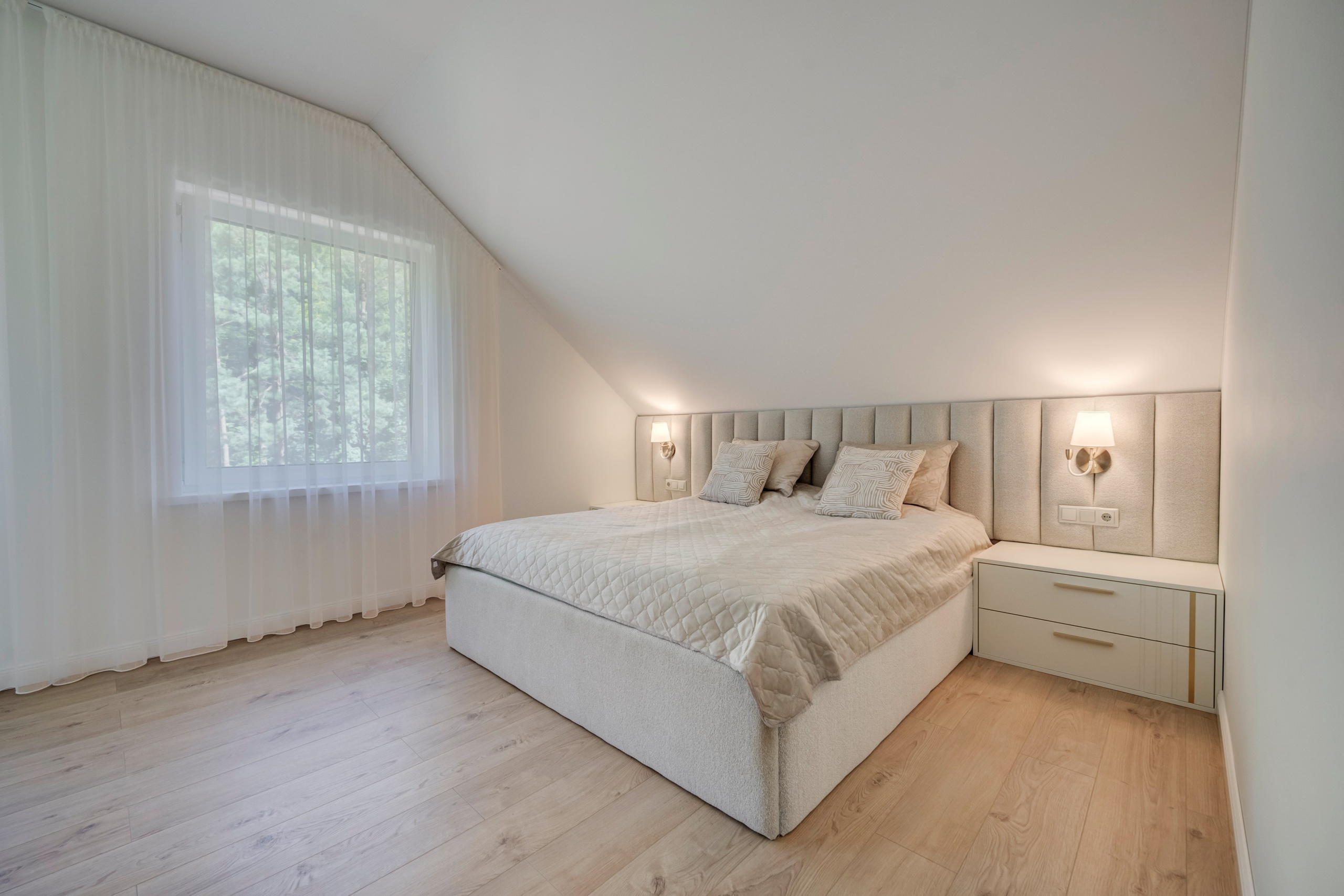 Č. Milošo g. Zujūnai, Vilnius. Elina Sapiega fotografė Vilniuje