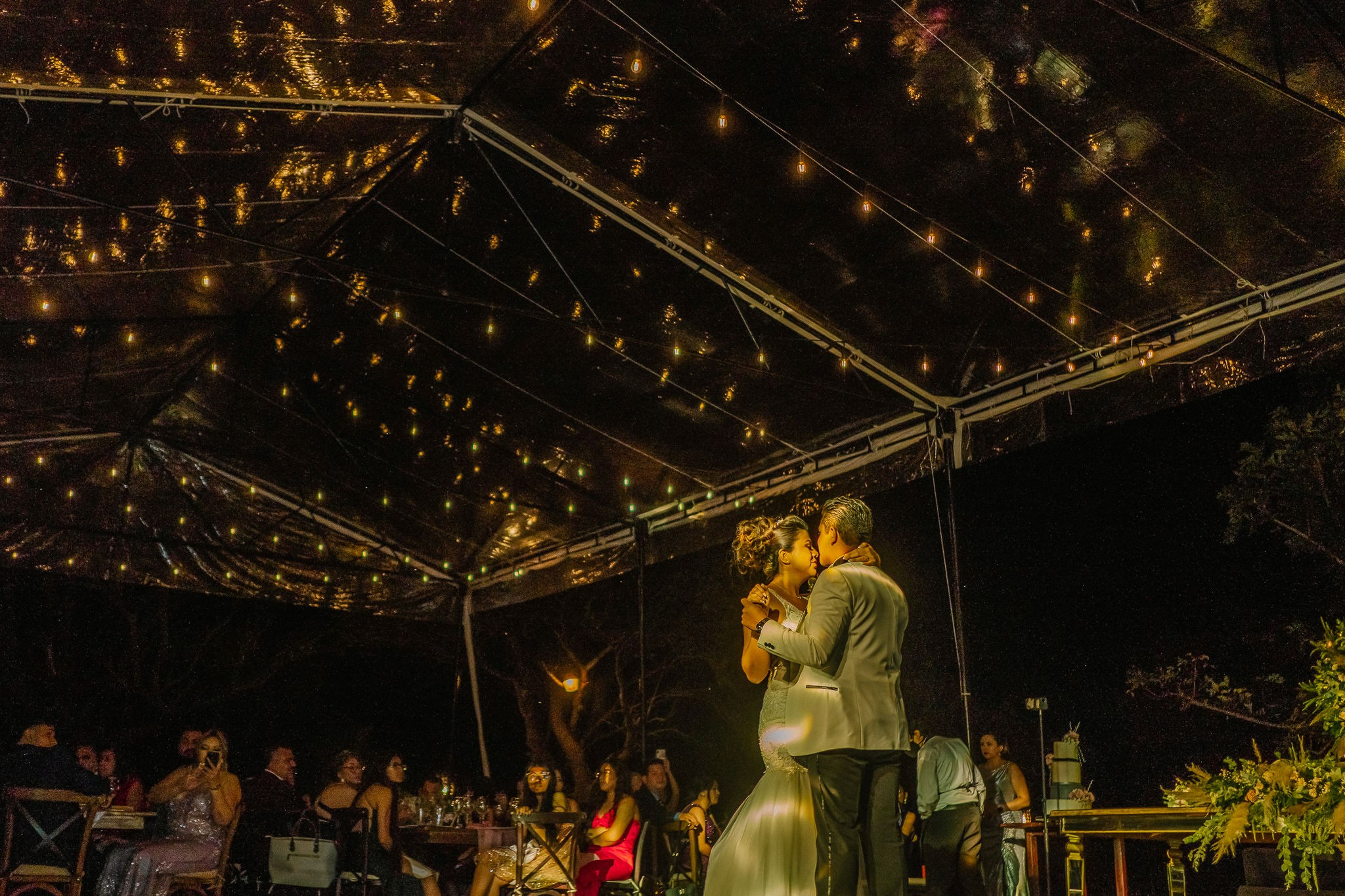 Yenisel & Raul / Tepoztlan. Wedding and family photographer in Mexico City