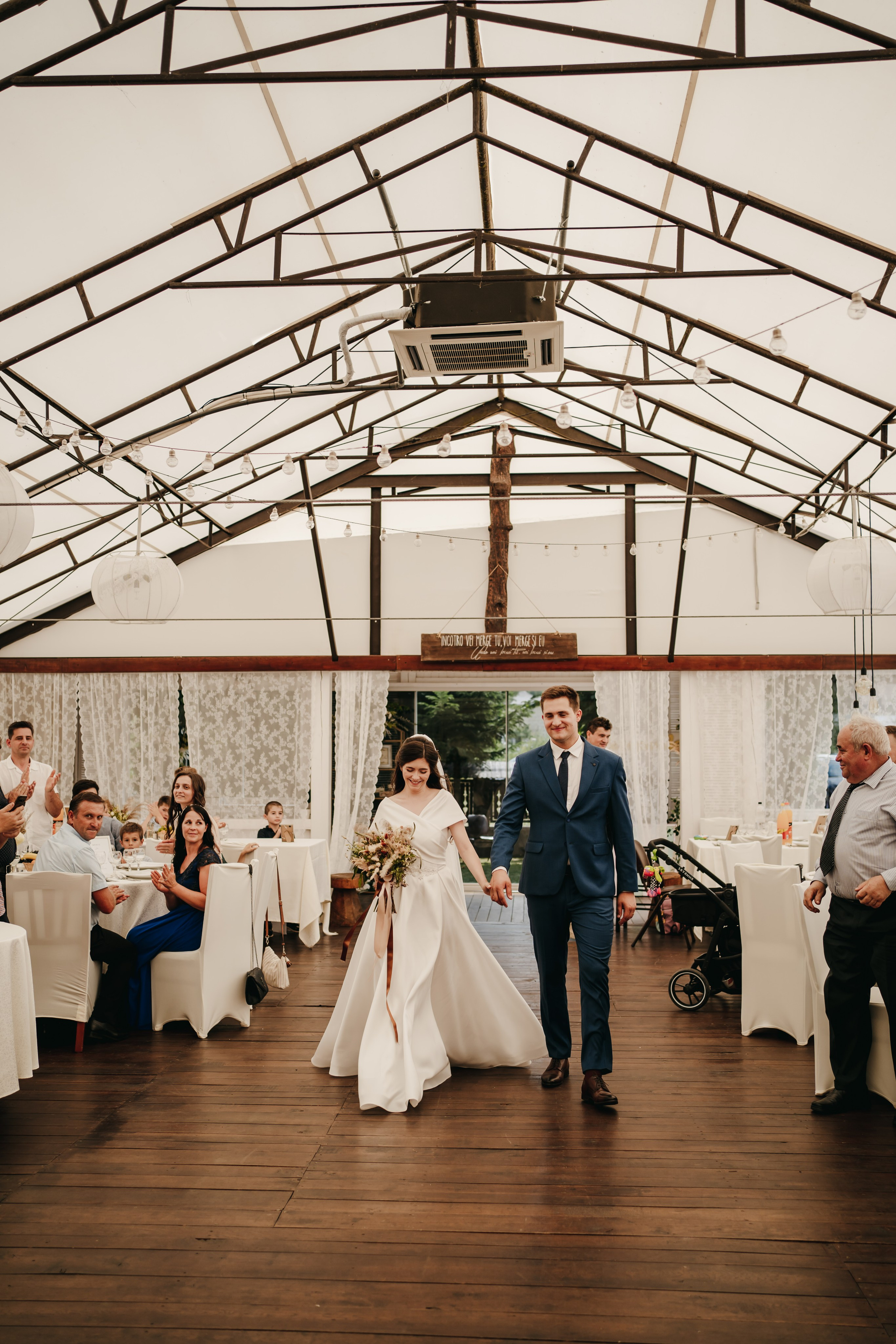 T & I. Fotograf Nunta Iasi - Hearts & Pictures