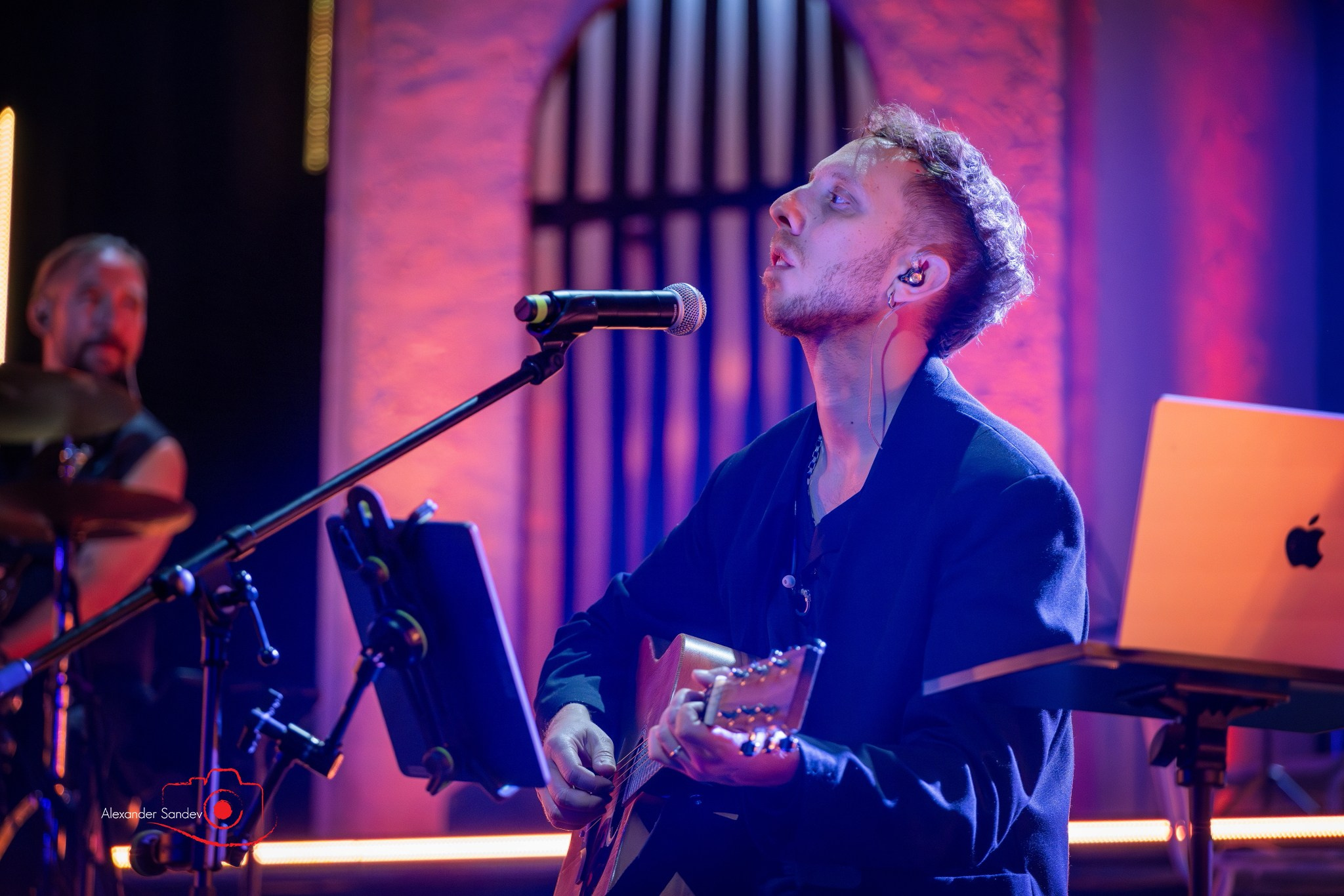 МОЛЕЦ на живо в НДК - 04-05.11.2025 г. Александър Сандев - website