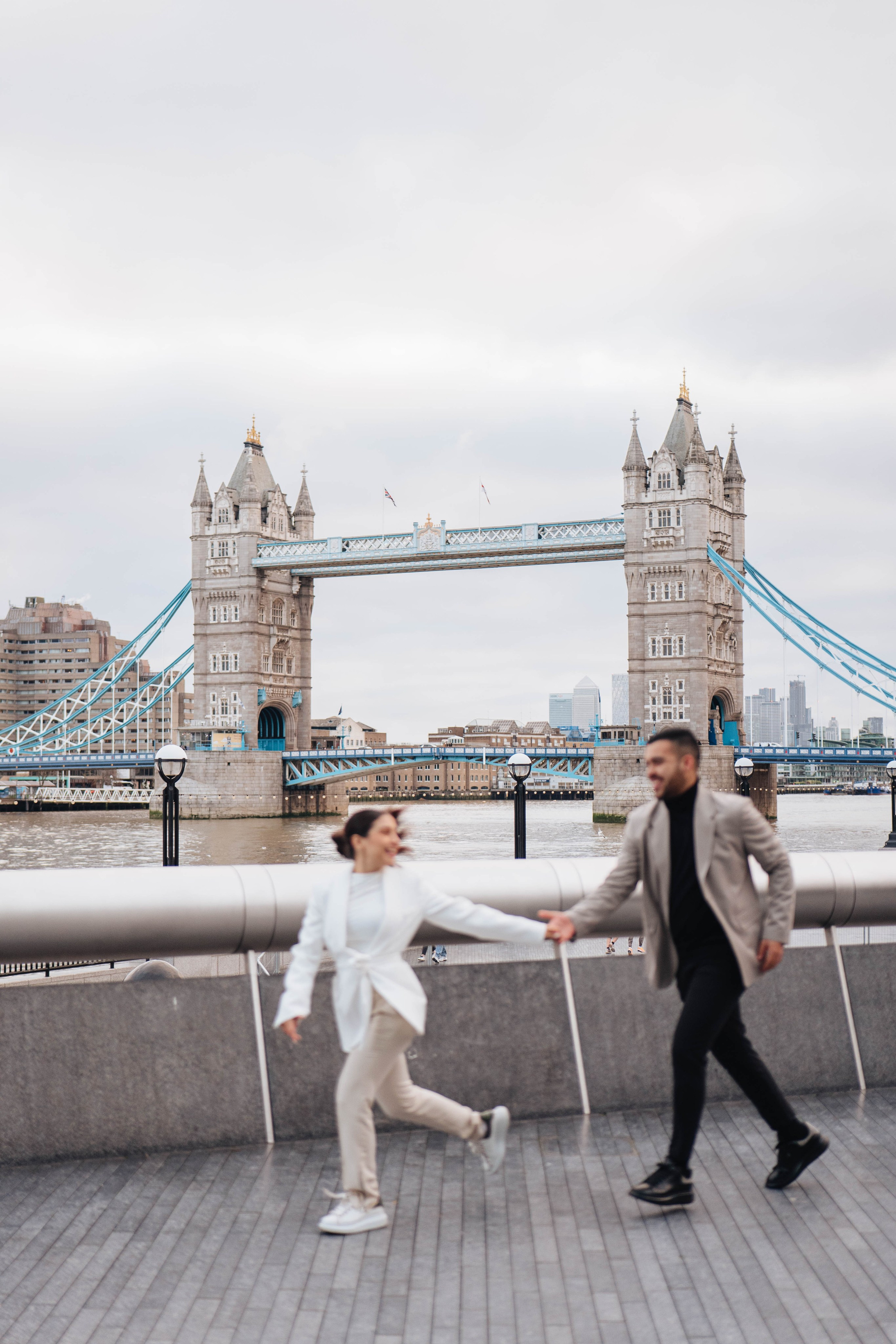 St Dunstan. Wedding and family photographer in London