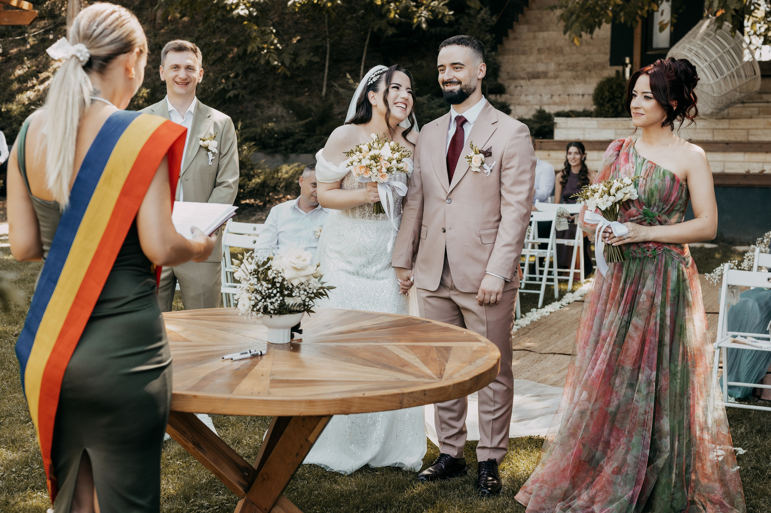 Mihai & Iasmina. Lucian Dedeu — Fotograf de nuntă și eveniment