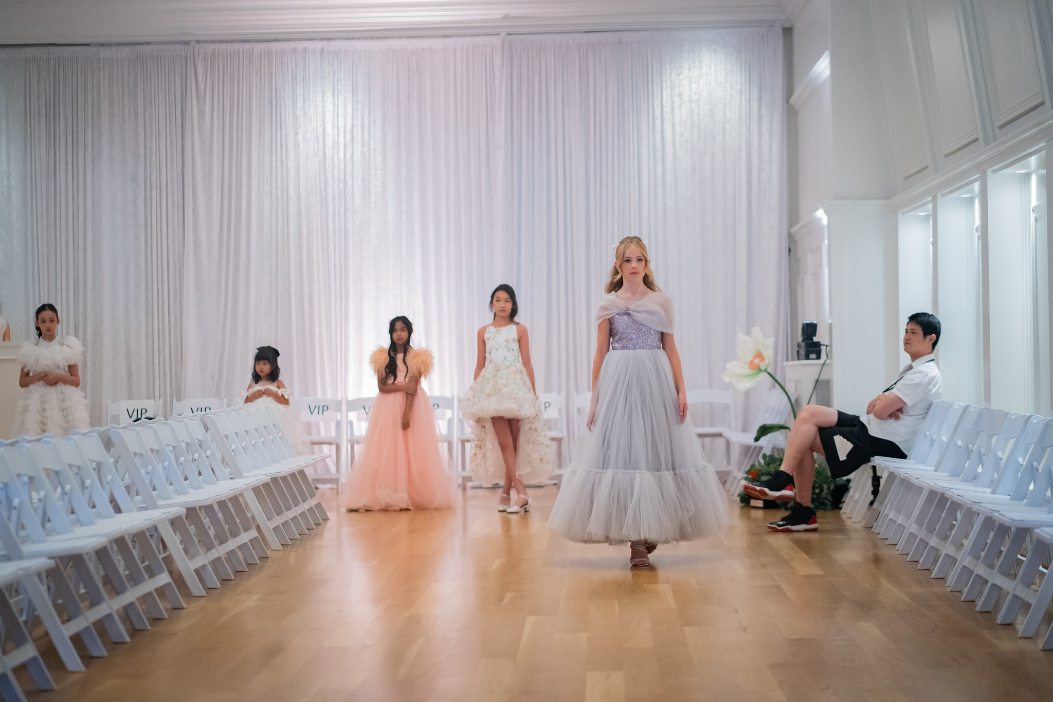 The blooms BTS. Vancouver Kids Photographer