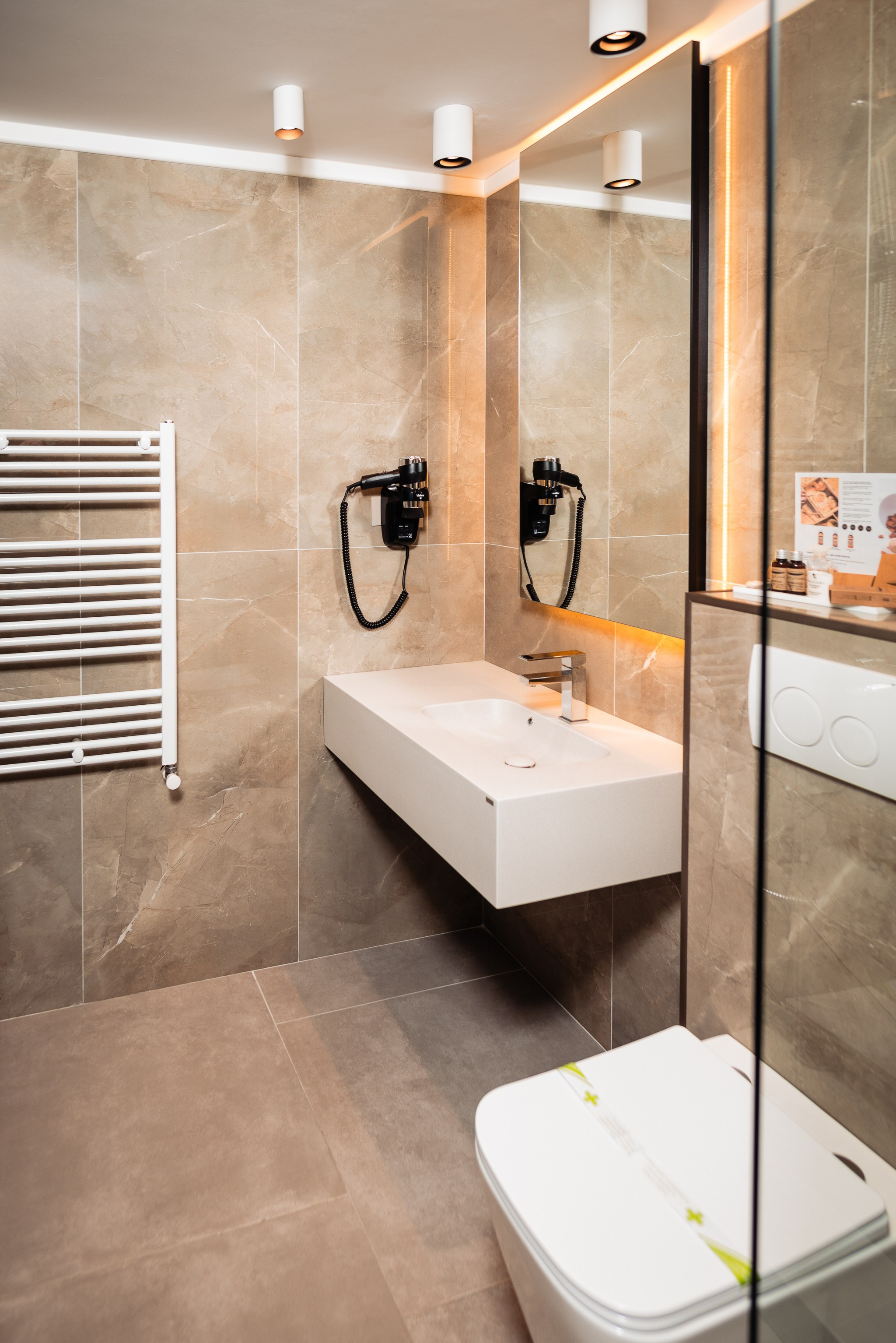 Fotografie locatie- Vila Bijoux. Giani Maftei