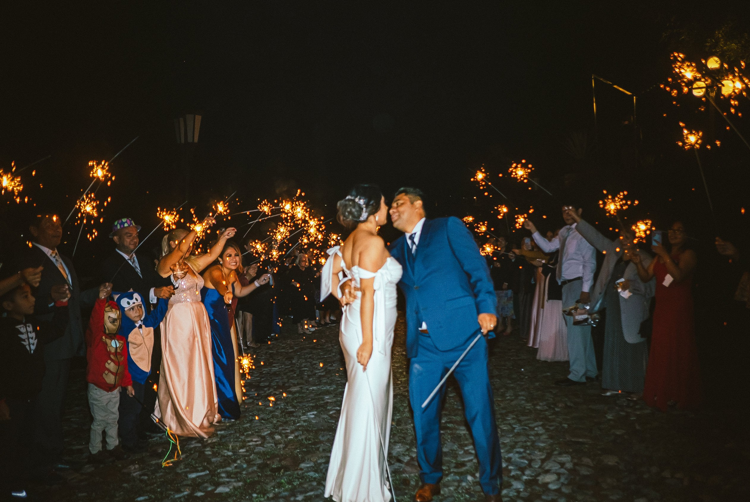 Diana y Saul. Wedding and family photographer in Mexico City