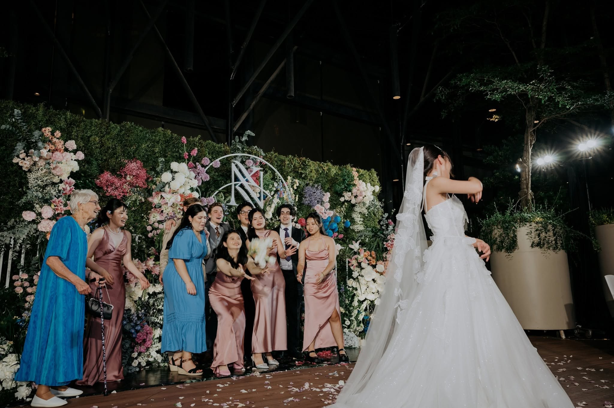 𝐊𝐞𝐥𝐥𝐢𝐞 & 𝐍𝐢𝐤𝐥𝐚𝐬 / Destination Wedding. Saigon Wedding Present | Art Beyond Moments