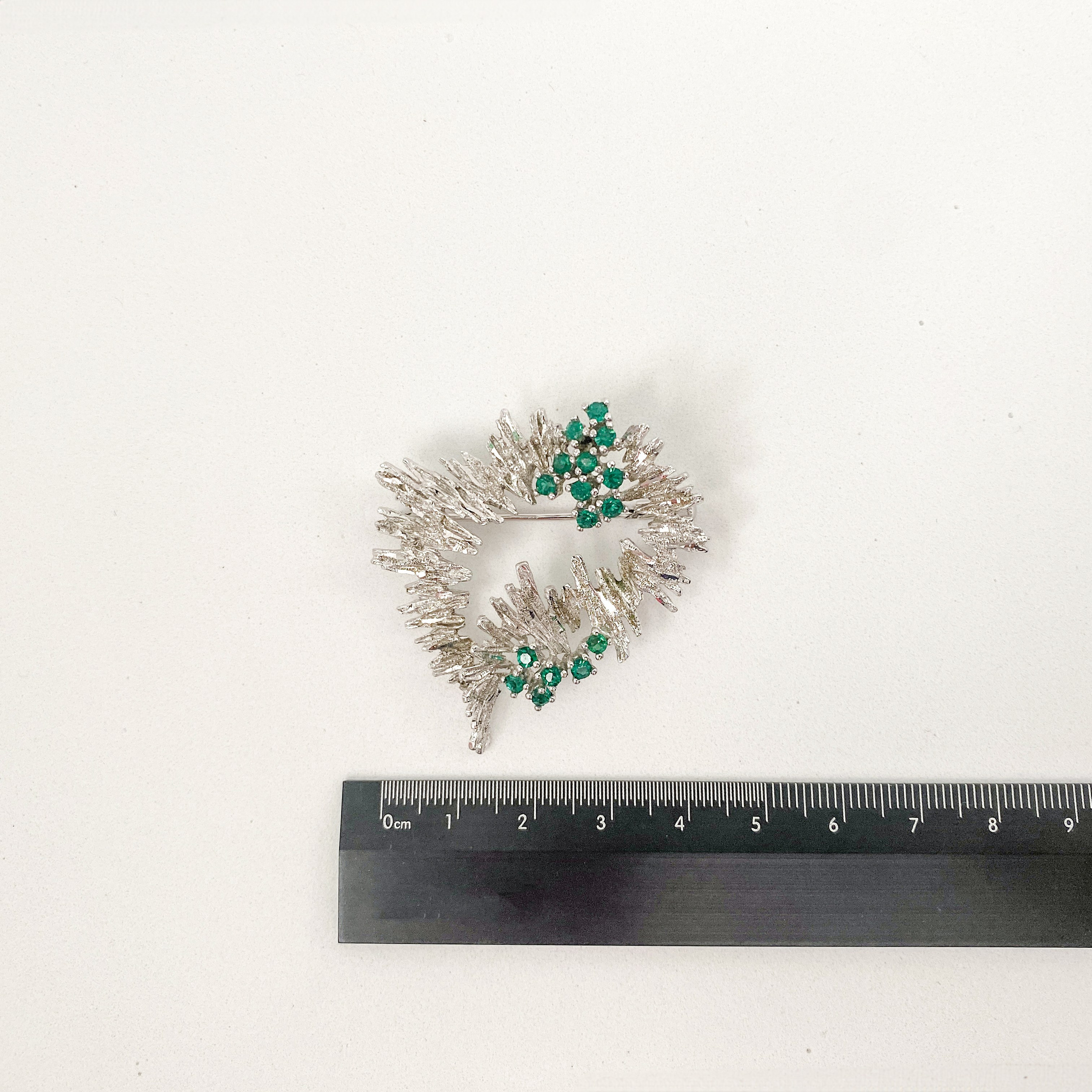 Galaxy. Современнные и актикварные украшения в Барселоне, Москве и Санкт-Петербурге