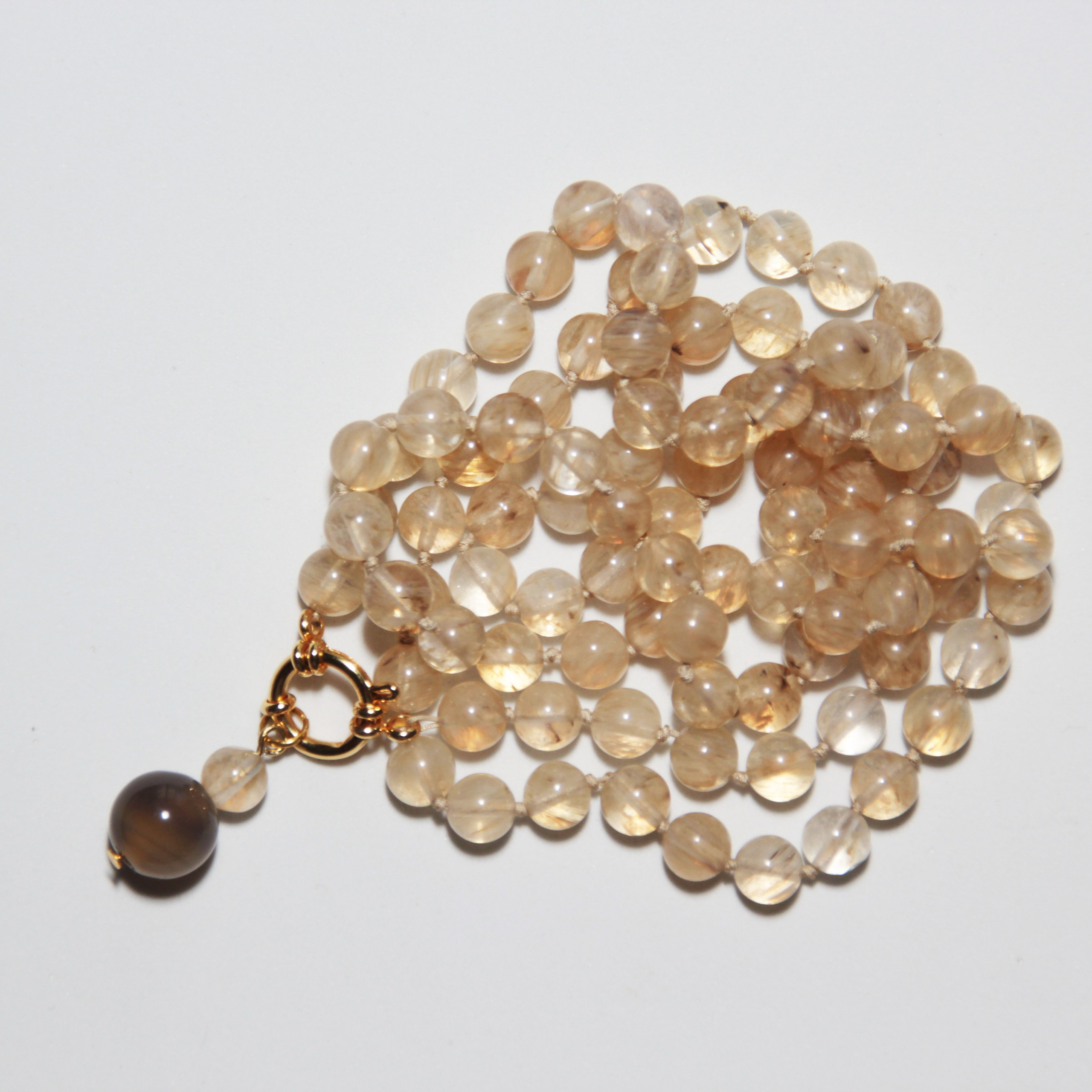 Honey. Современнные и актикварные украшения в Барселоне, Москве и Санкт-Петербурге