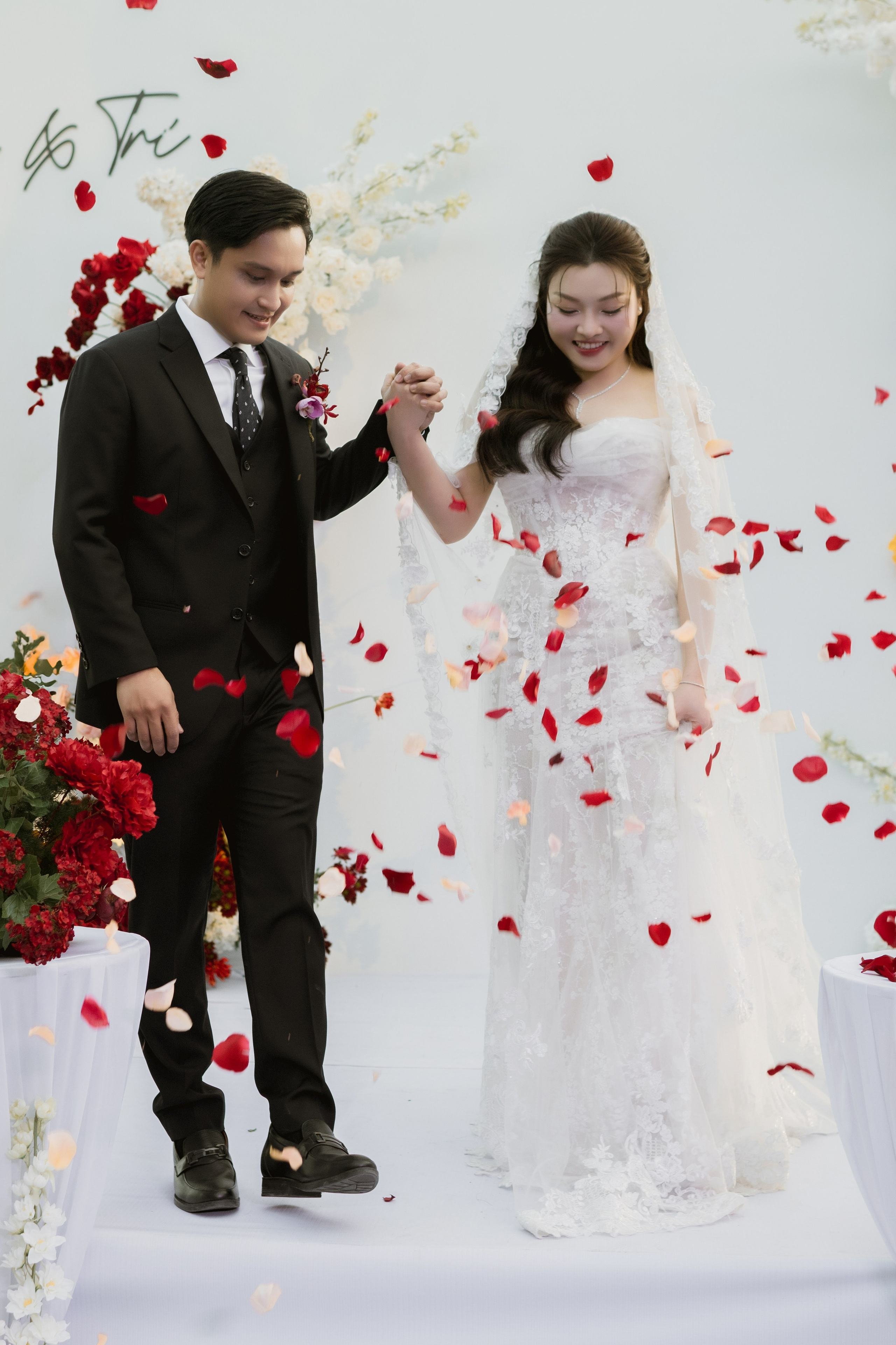 Tri + Nhu | Photojournalism. BenColor Studio