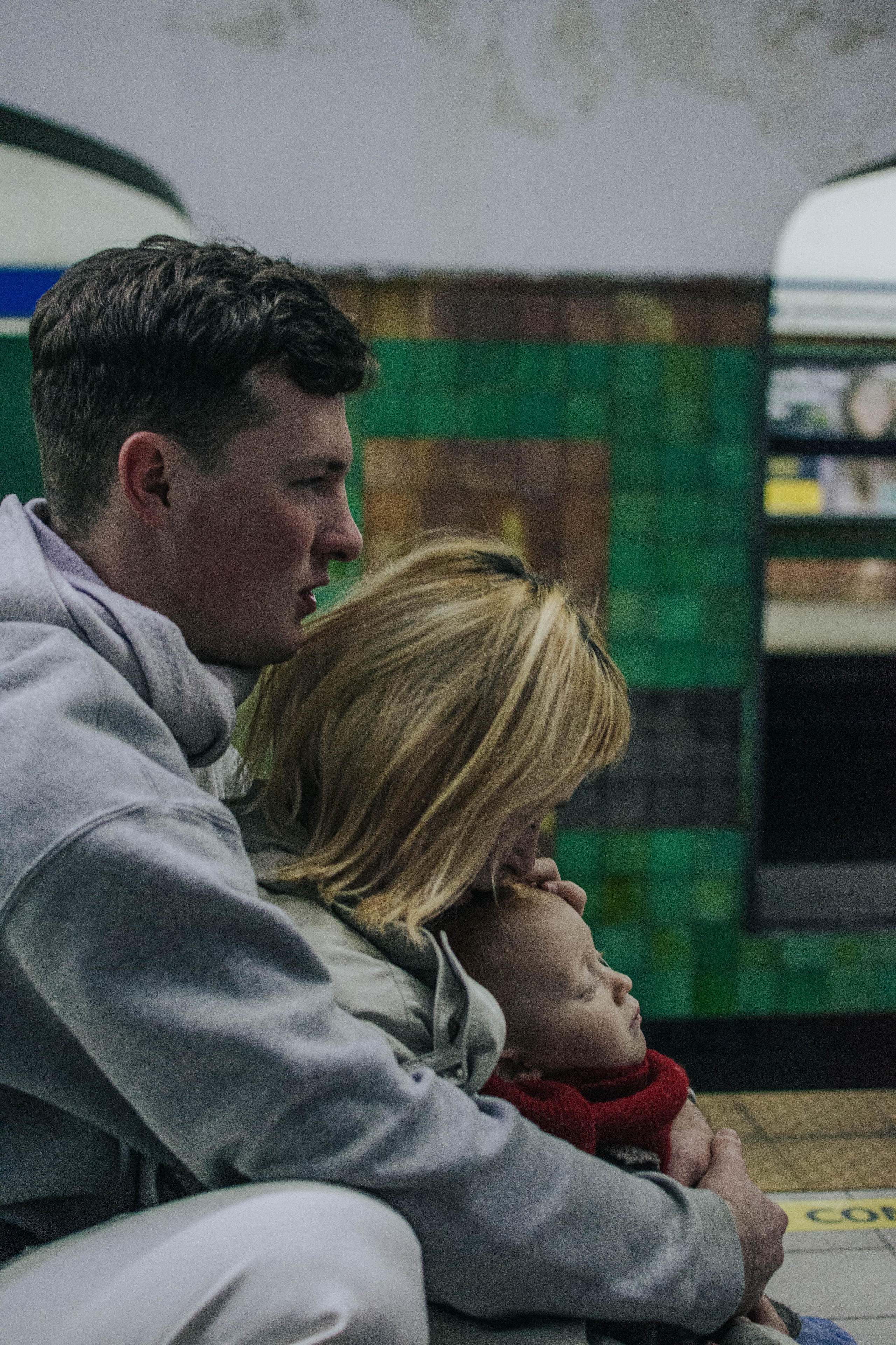 Family photo shoot. Buenos Aires. Photographer @elmirkami in the city of Buenos Aires