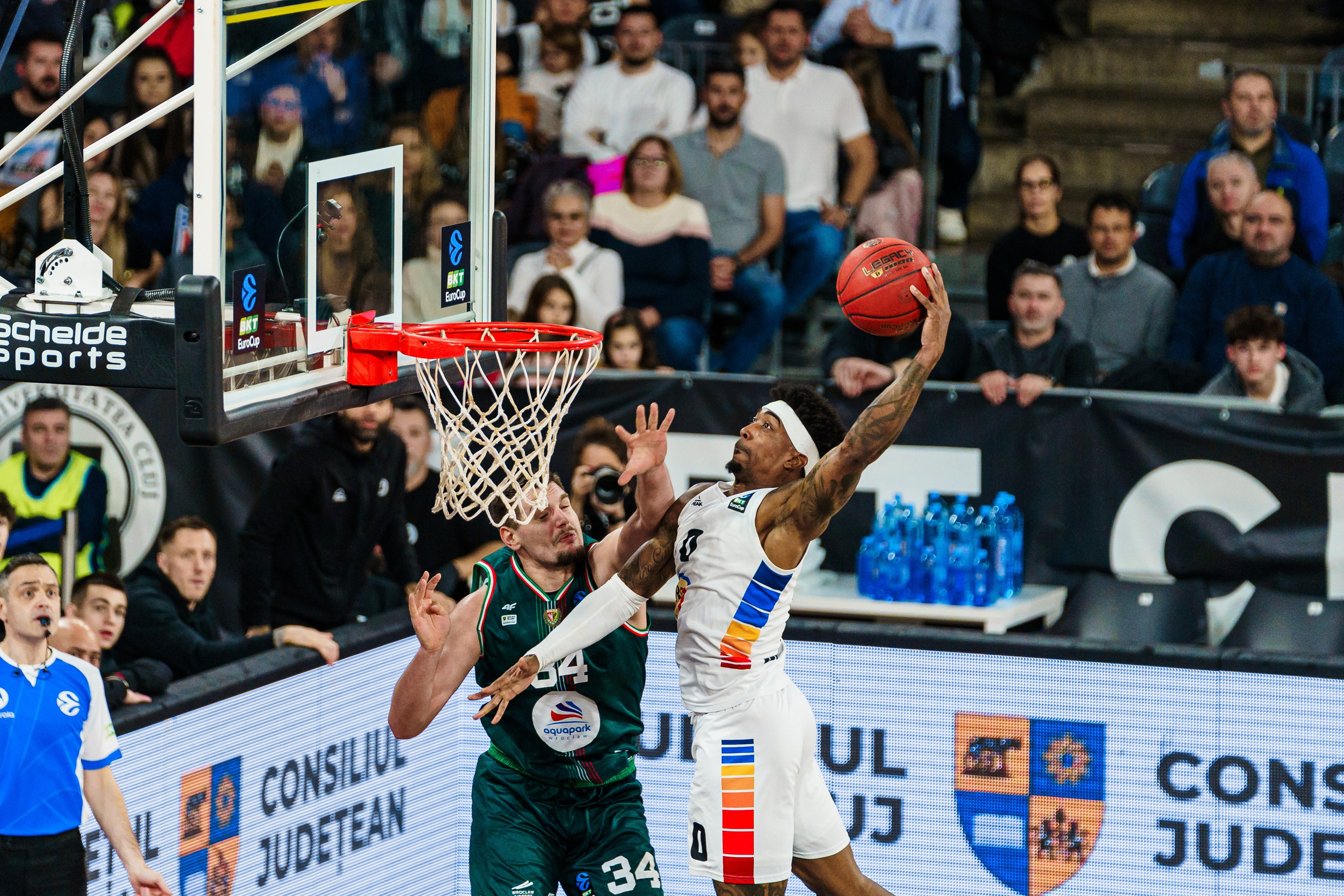 BASCHET. Alecsandru Braicu — Fotograf Sportiv