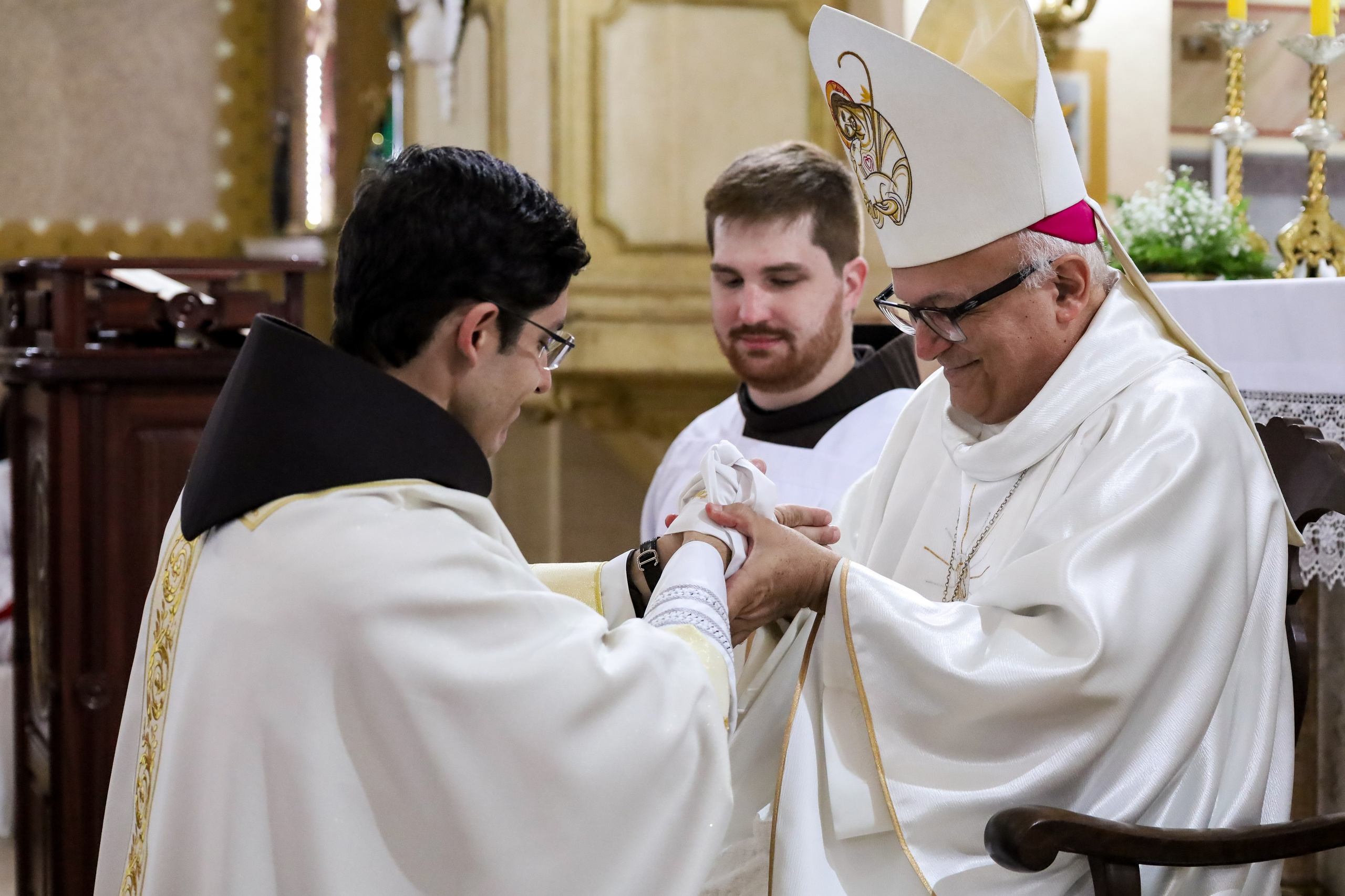 Ordenação Sacerdotal. Fotógrafo de momentos Sagrados