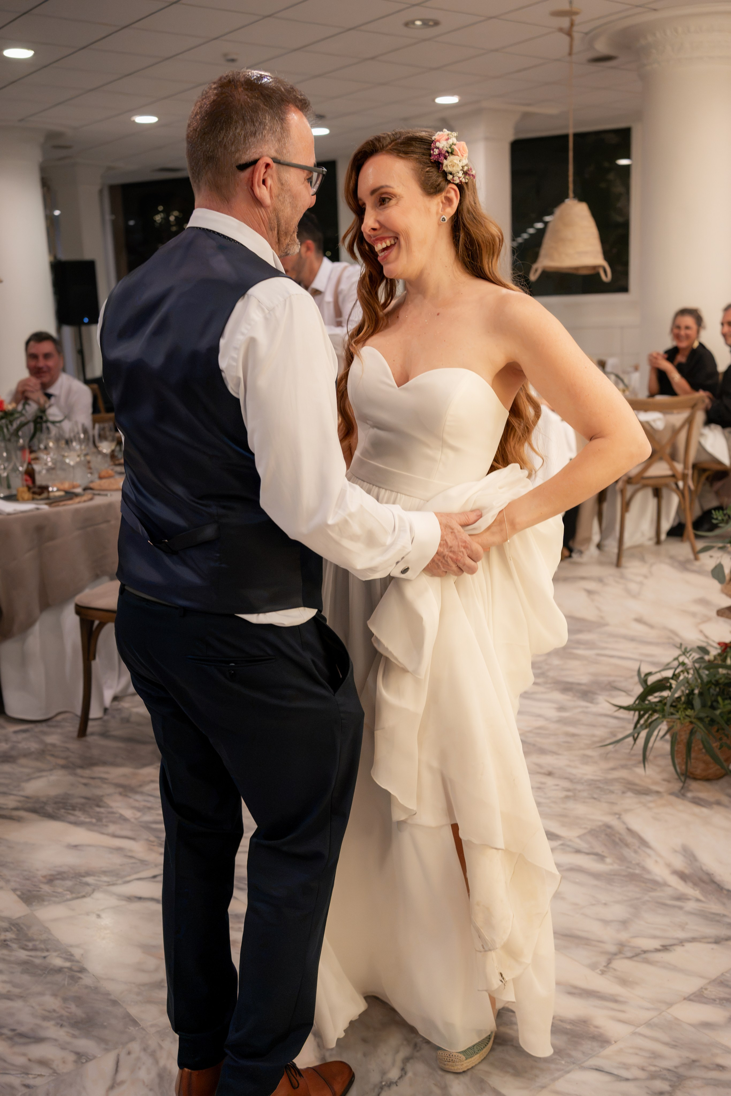 César & Virginia — Wedding Day. Fotografía profesional en Calafell - Elena Medvedeva