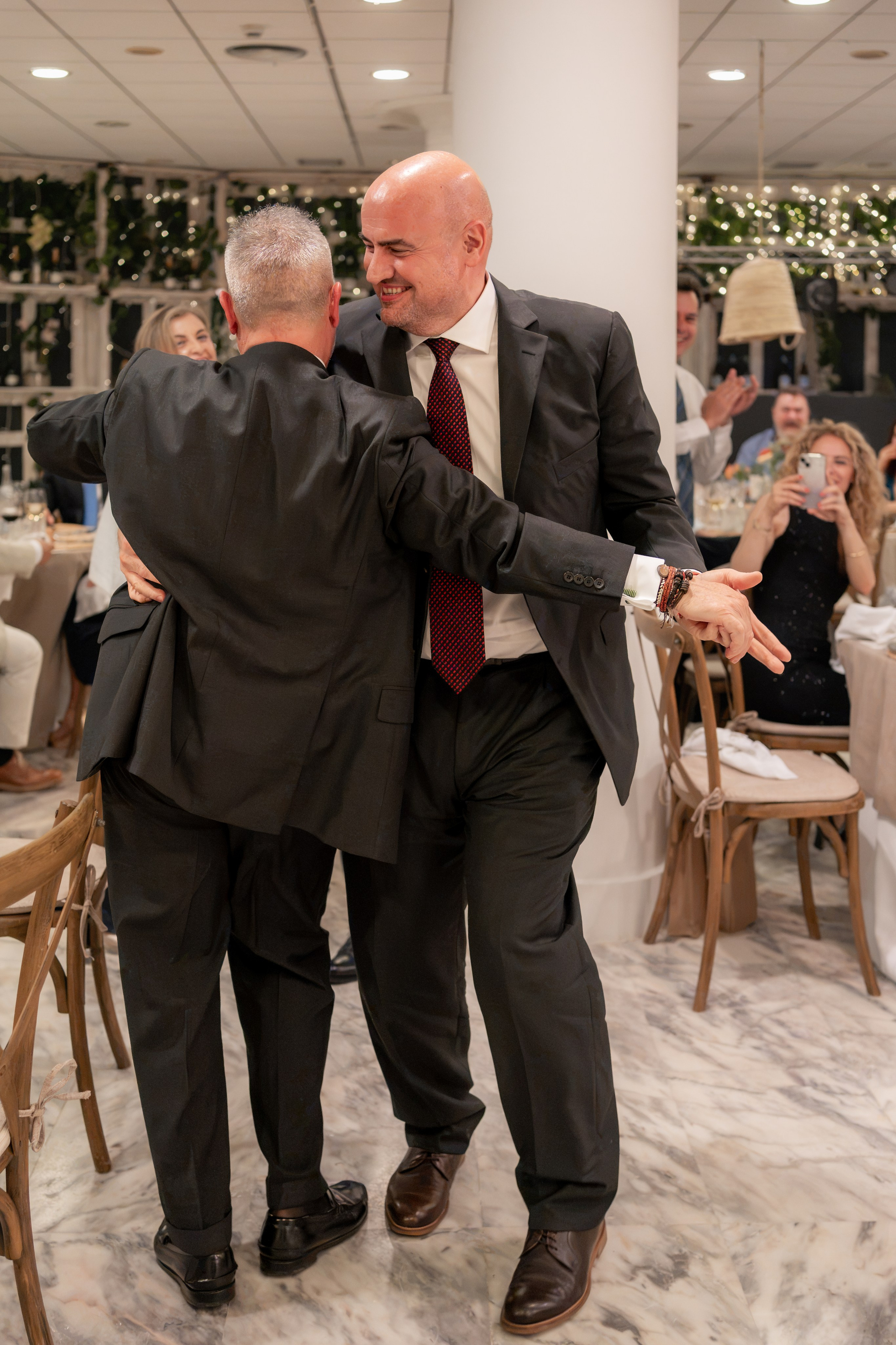 César & Virginia — Wedding Day. Fotografía profesional en Calafell - Elena Medvedeva