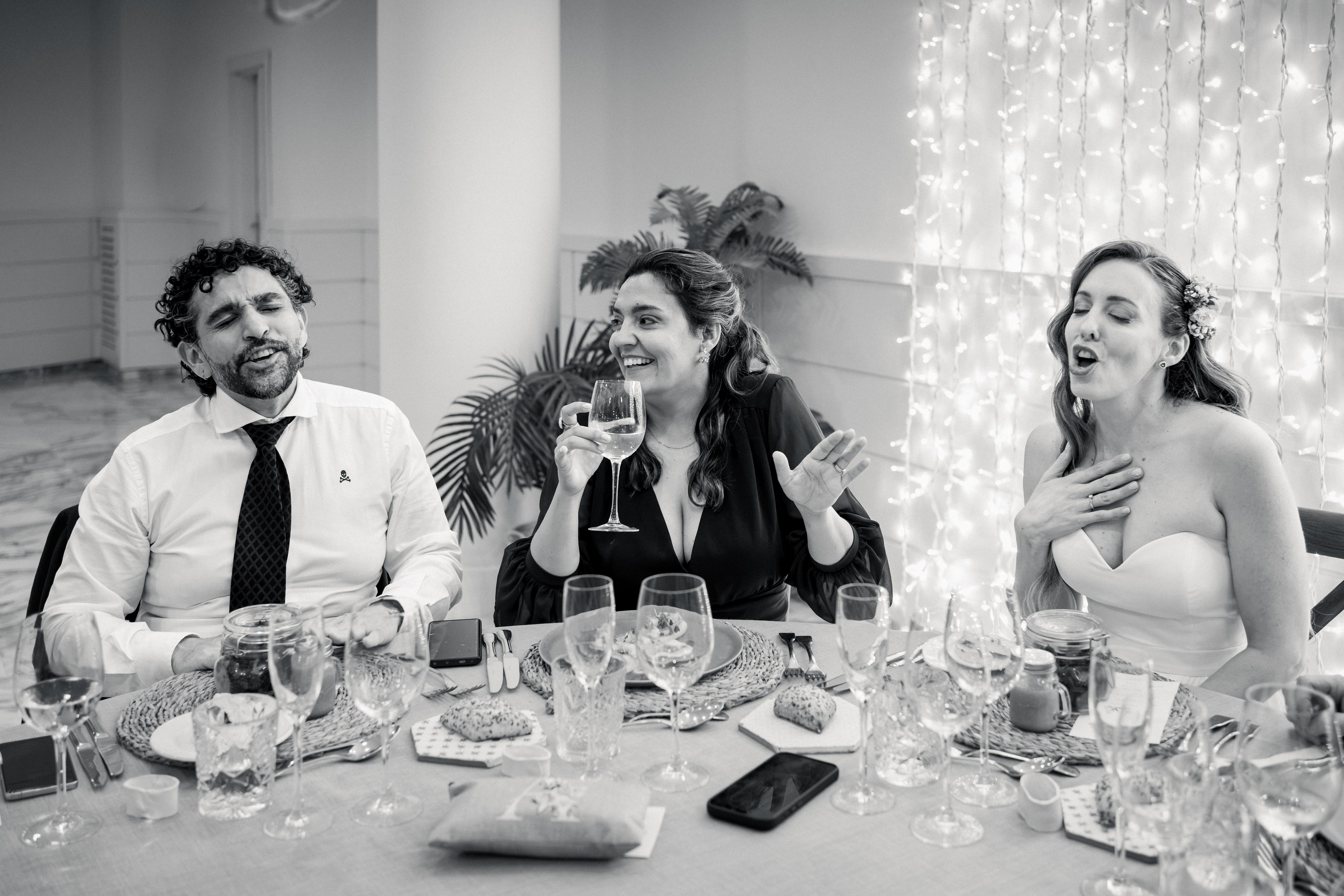 César & Virginia — Wedding Day. Fotografía profesional en Calafell - Elena Medvedeva