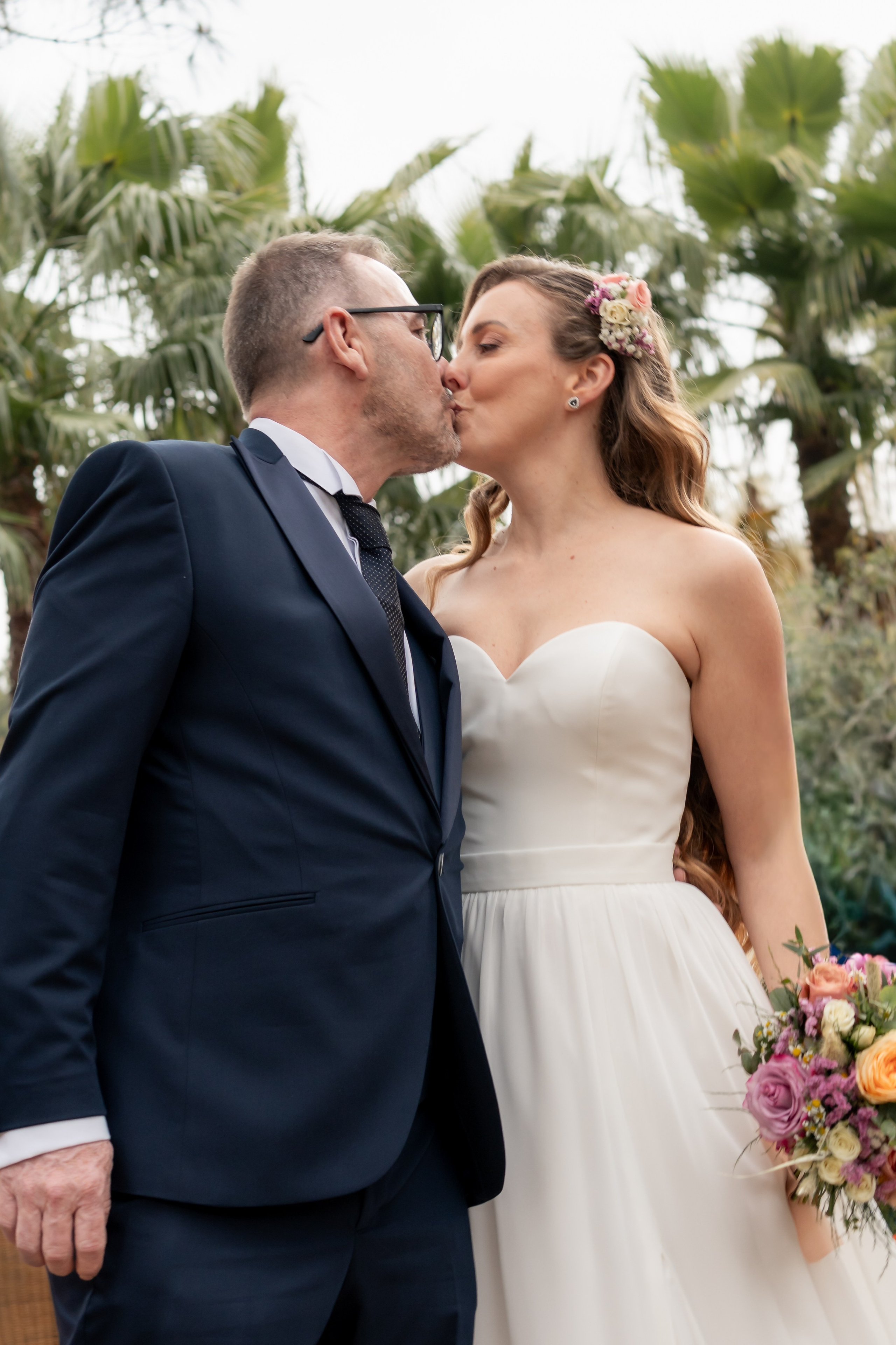 César & Virginia — Wedding Day. Fotografía profesional en Calafell - Elena Medvedeva