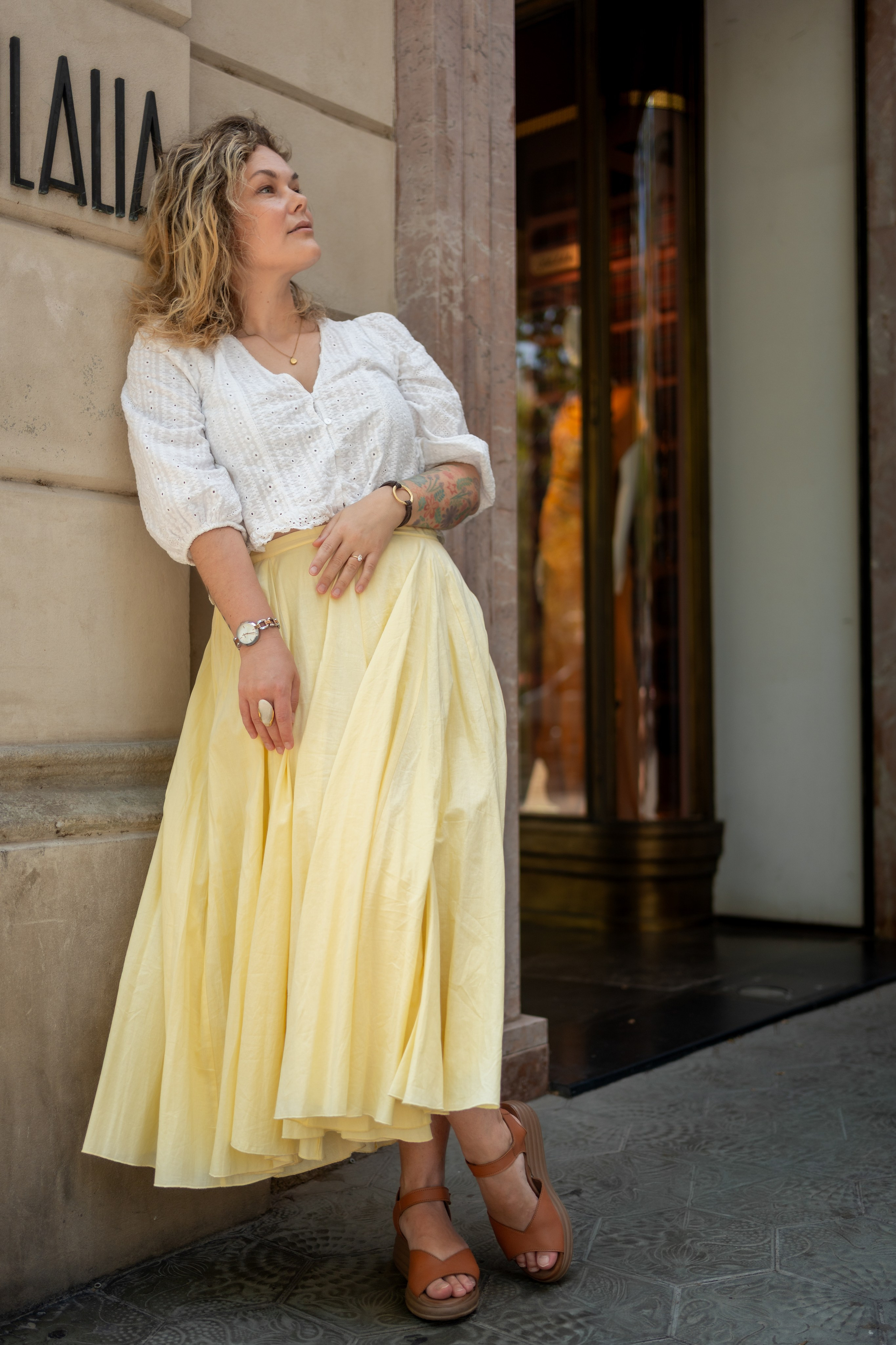 Luz urbana. Fotografía profesional en Calafell - Elena Medvedeva