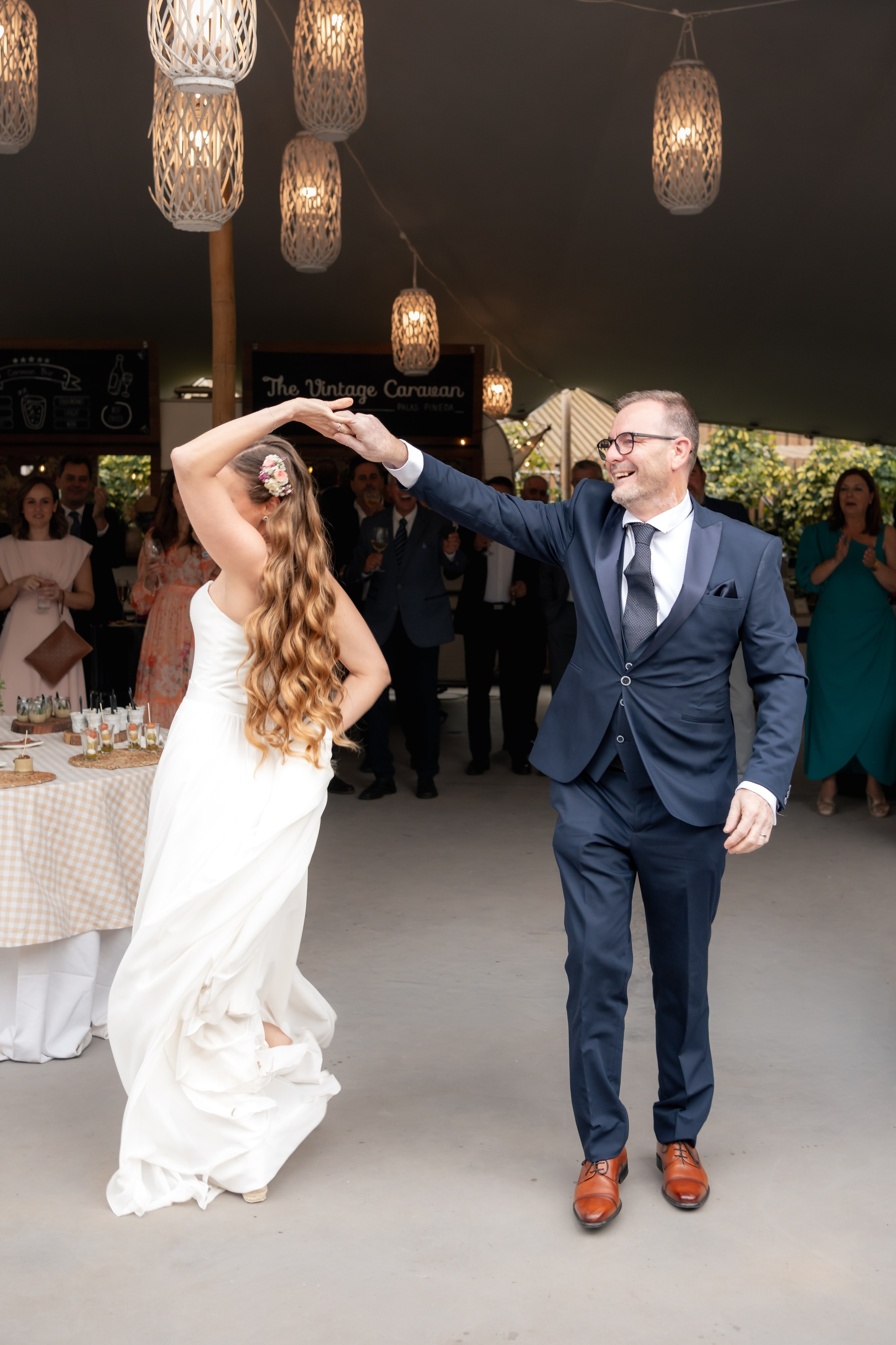 César & Virginia — Wedding Day. Fotografía profesional en Calafell - Elena Medvedeva