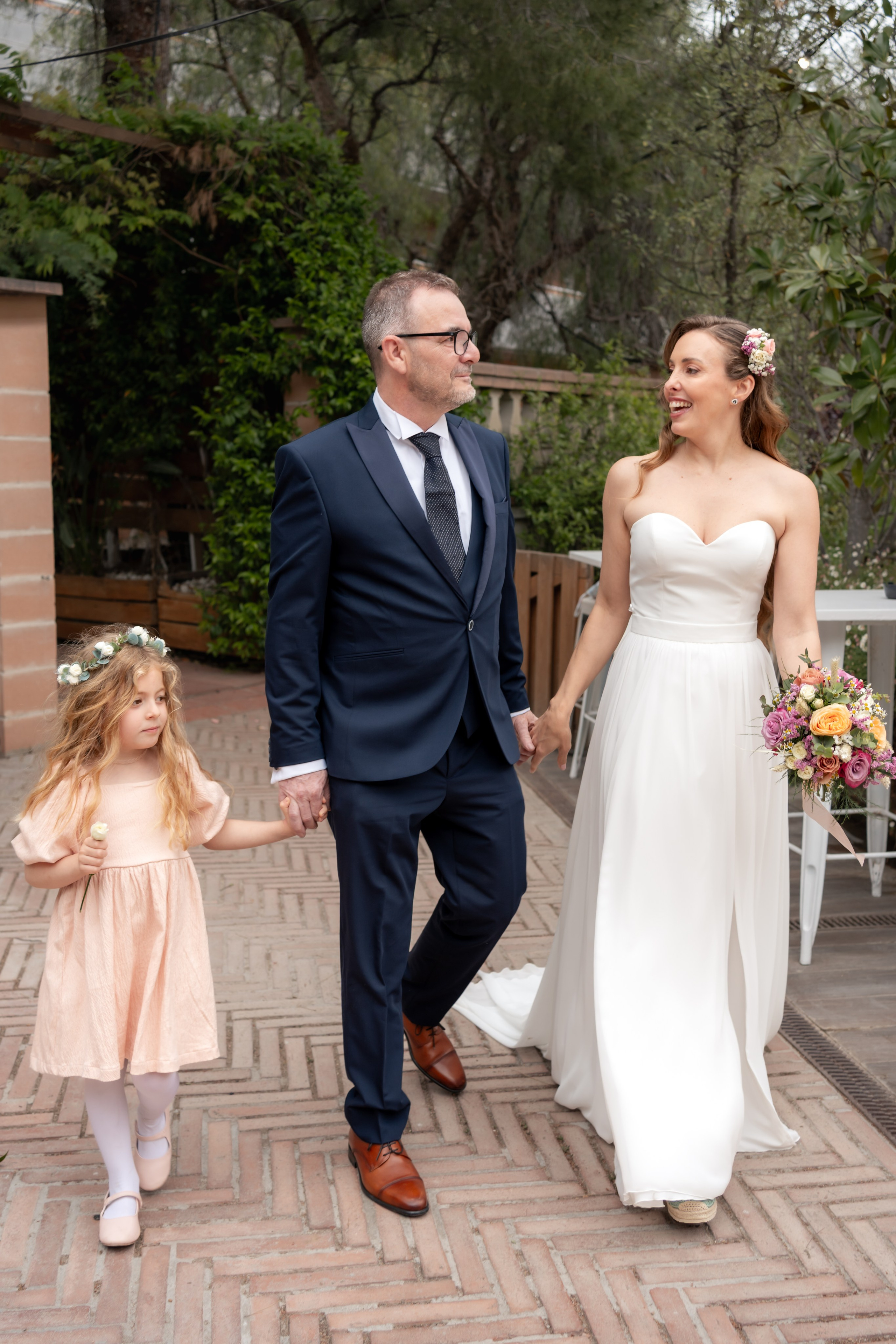 César & Virginia — Wedding Day. Fotografía profesional en Calafell - Elena Medvedeva