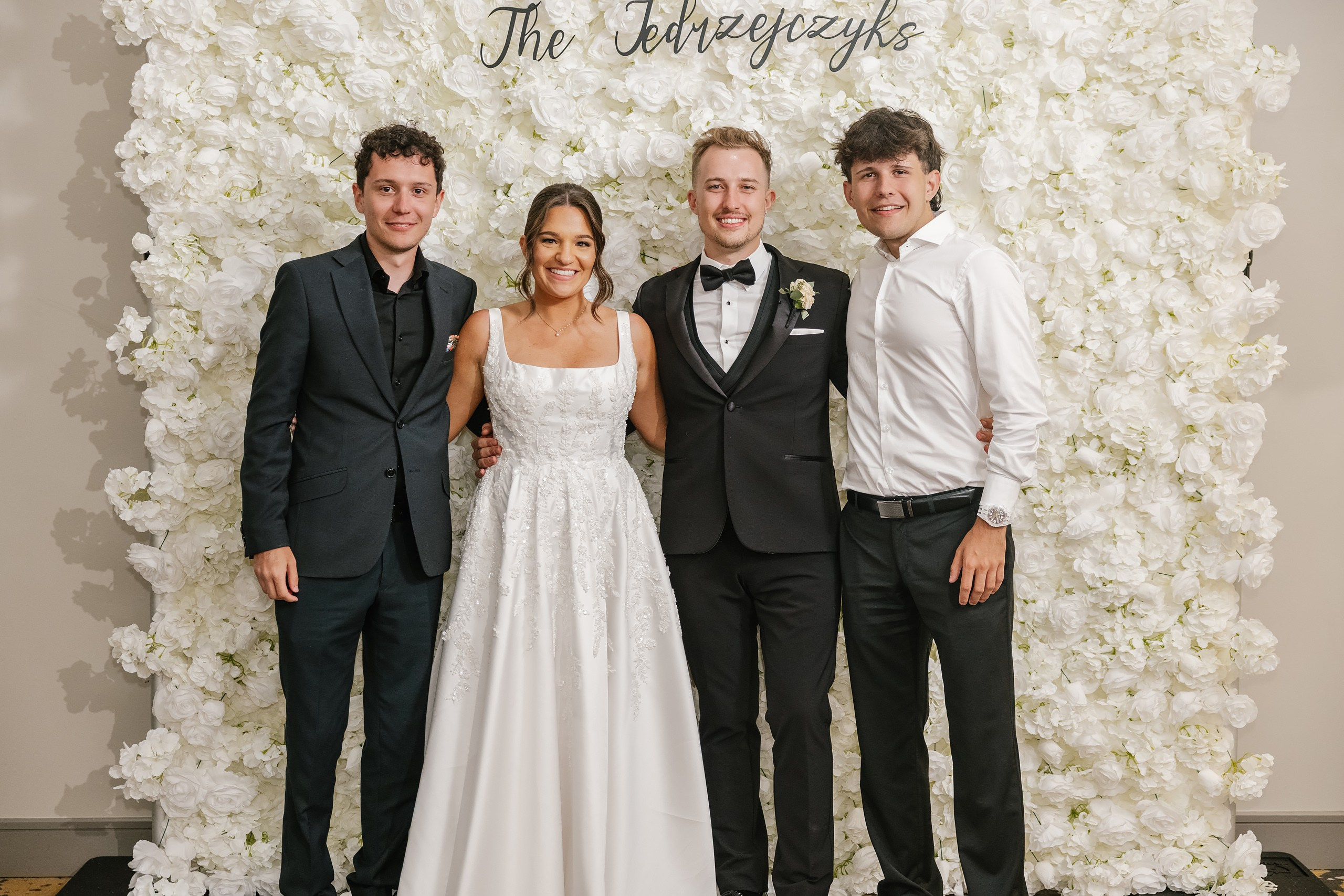 09.06.2025 Wedding. Wedding family event photographer in Chicago Nick Yushevich