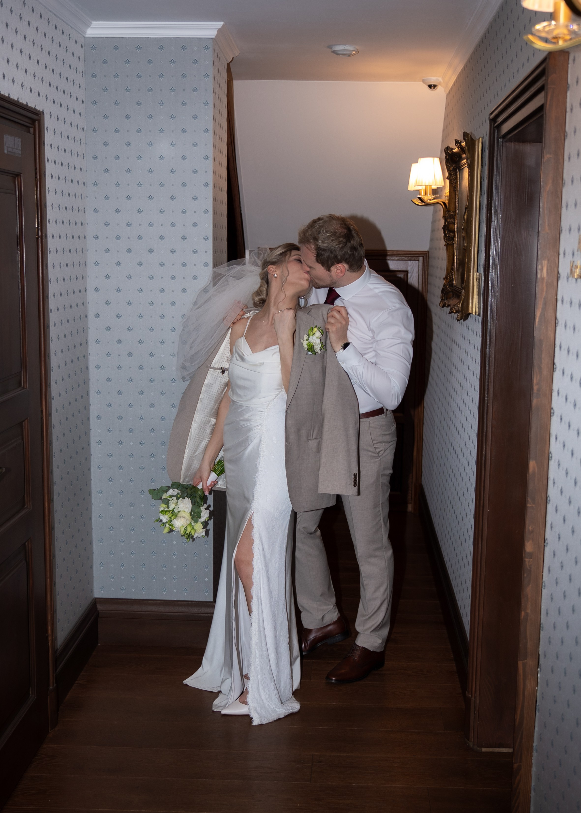 Dmitry & Olga in Svätý Jur. Photo Vienna and Bratislava