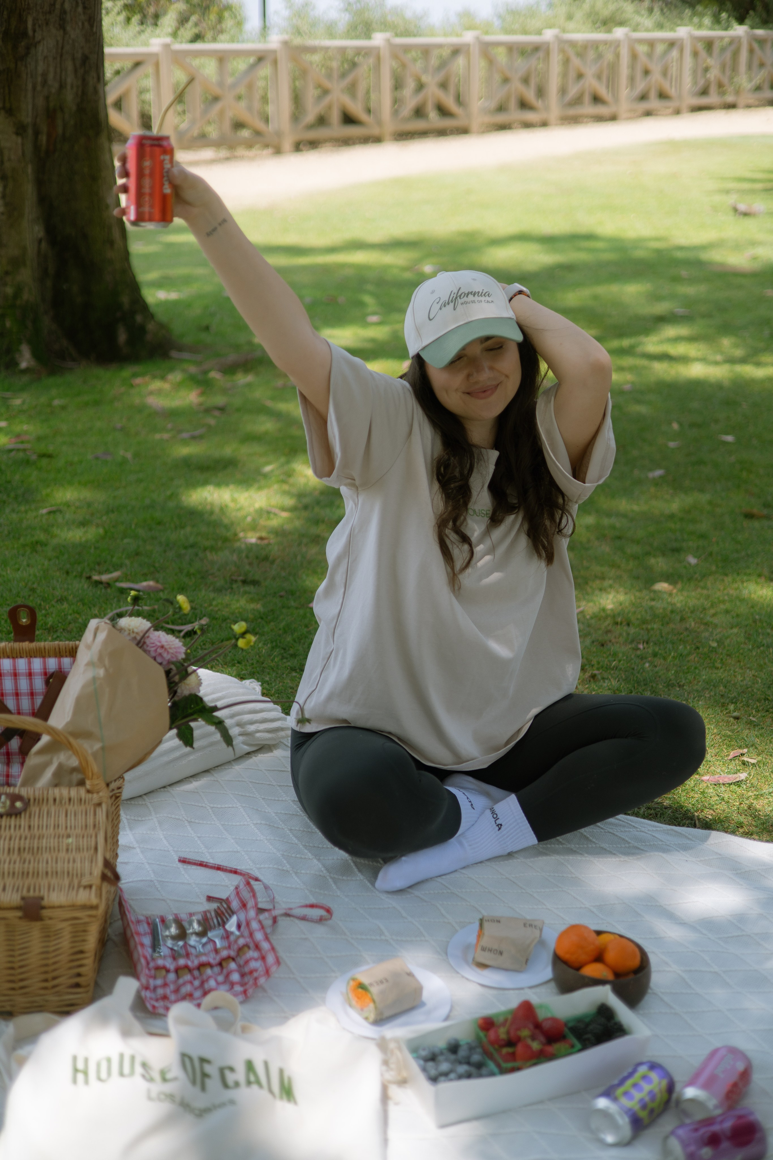 Farmer’s Market and Picnic | Photoshoot for House of Calm. Photographer in Los Angeles. Julia Ishmuratova