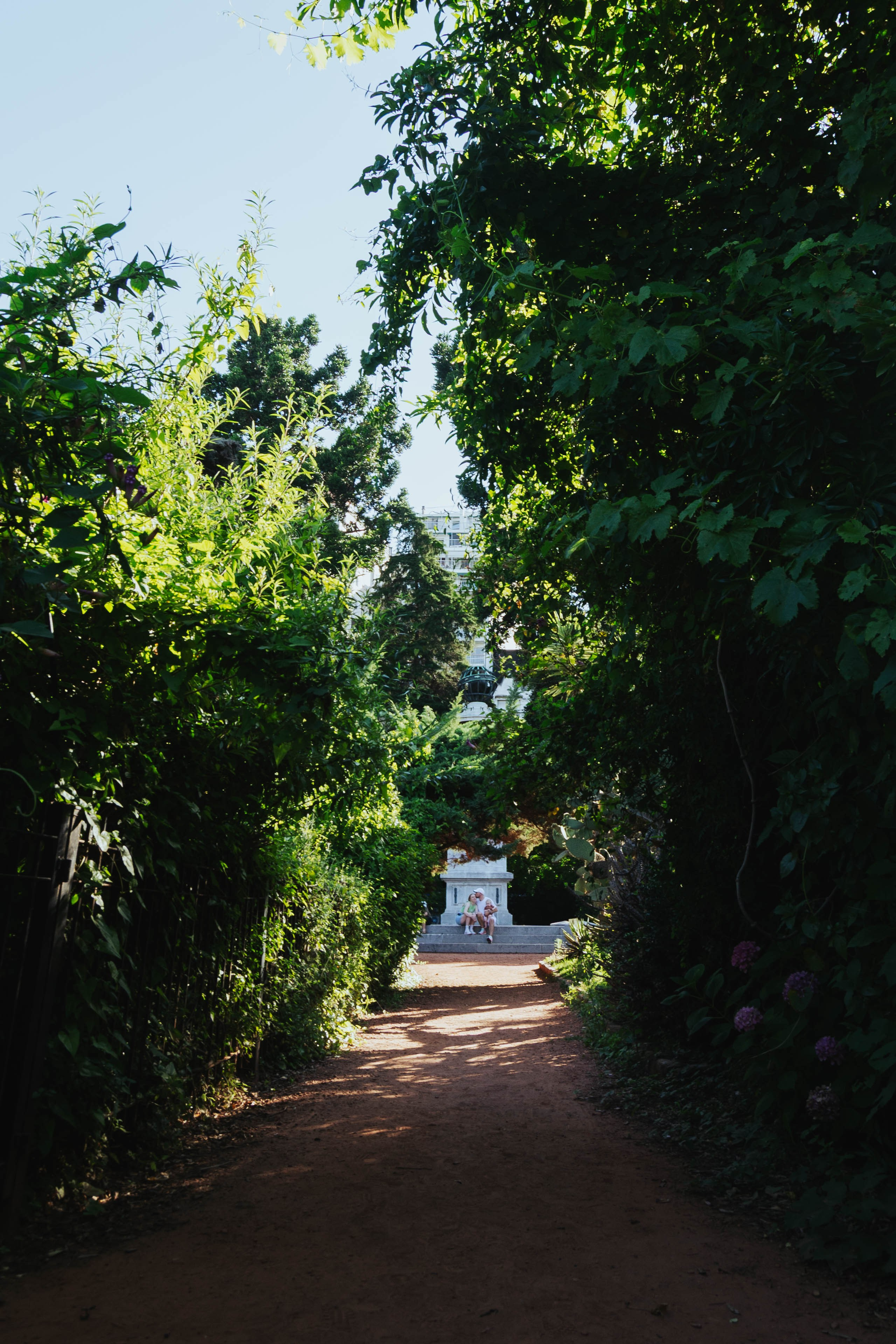 The day they turned one. Photographer @elmirkami in the city of Buenos Aires
