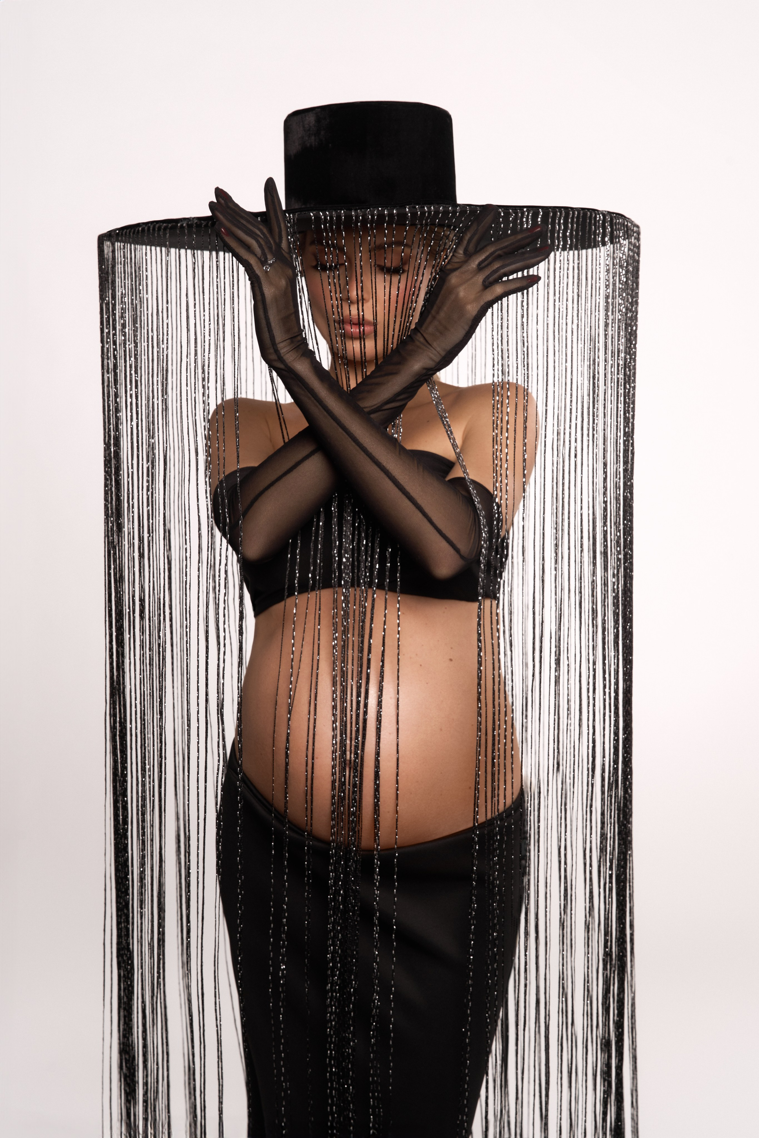 Babybauch Fotoshooting. Anna, Fotografin aus Wien, Österreich. Ich fotografiere in folgenden Genres: Babybauch-, Familien-, Mode- und Weihnachtsfotografie