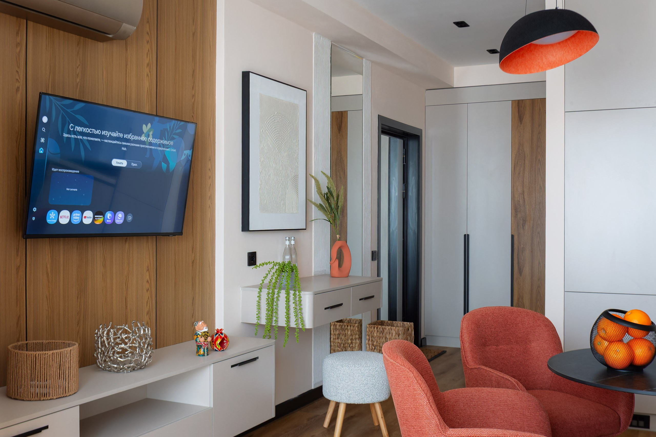 Architectural and interior photography in Tashkent — hotel facade and lobby.