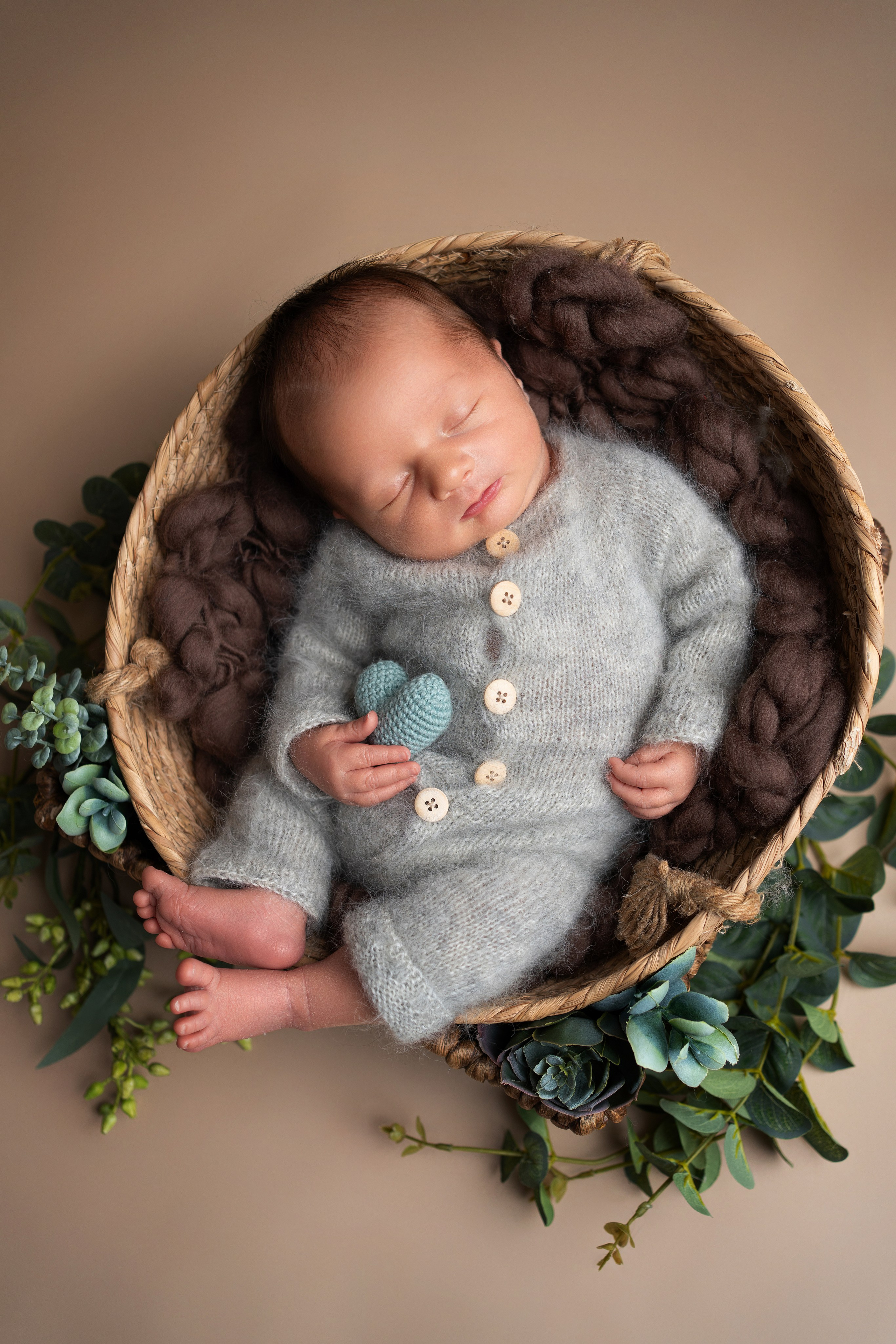 John. Neugeborenenfotografin und Retoucher in Augsburg Nastassia Schneider