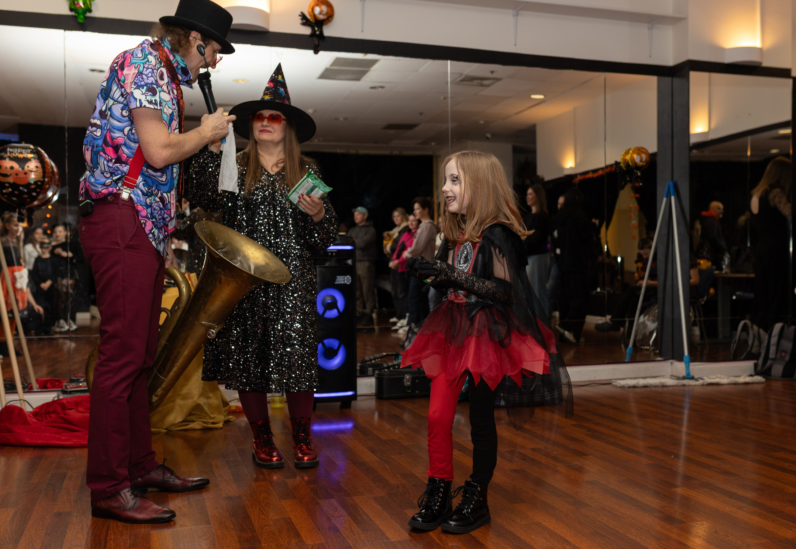 Leo dance studio Helloween 2025. Семейный и детский фотограф в Варшаве Мила Бобровская