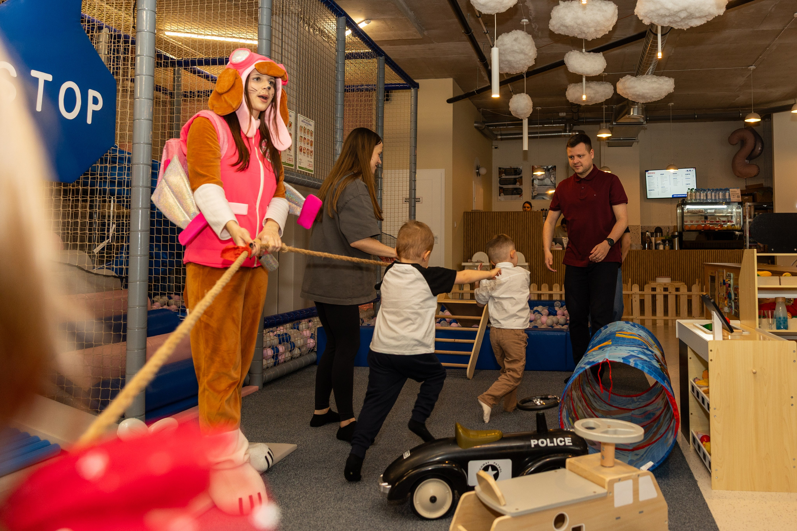 День рождения Артёма 24 января 2026 года. Семейный и детский фотограф в Варшаве Мила Бобровская