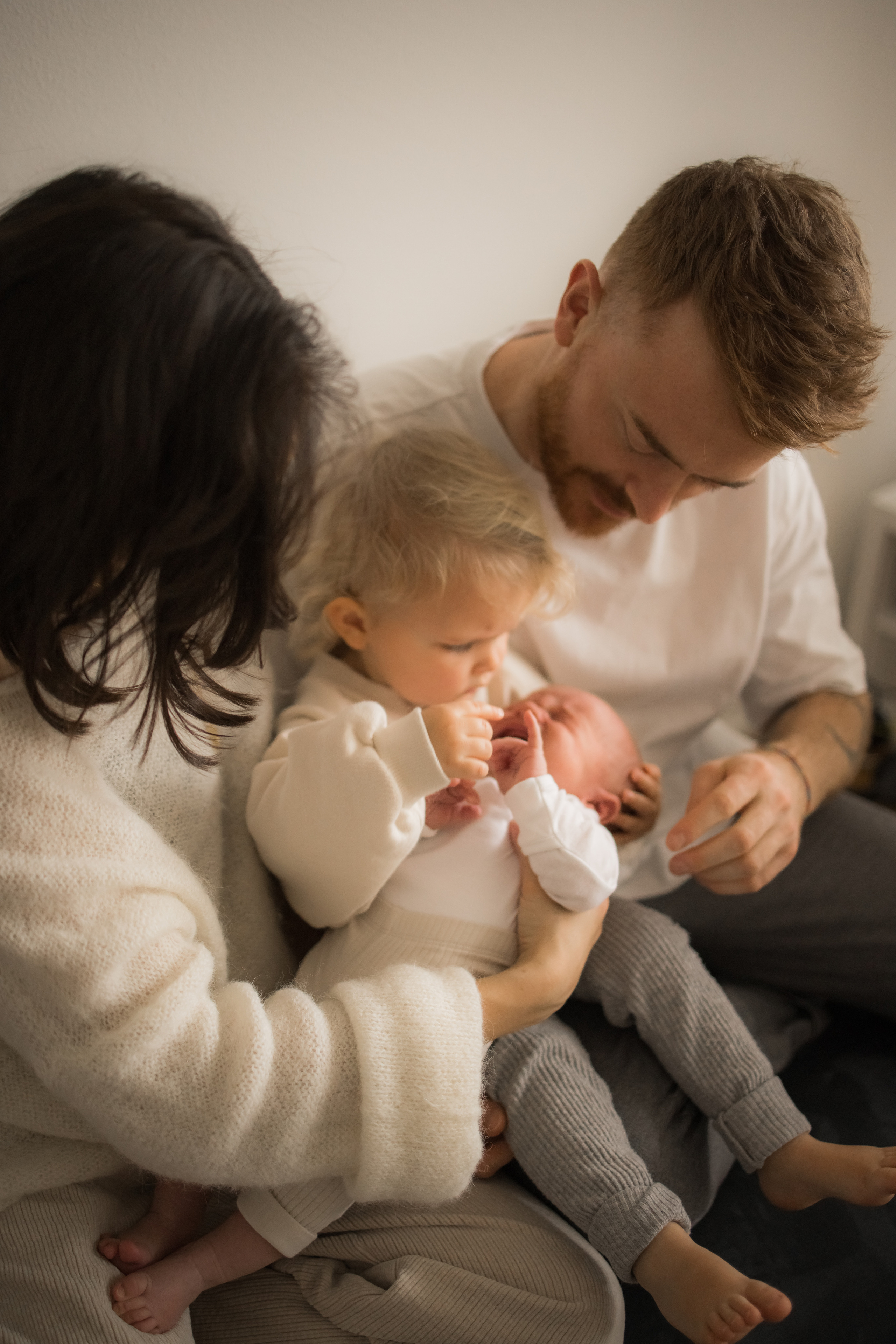 Sheryl & Tobias. Family photographer Zurich & Switzerland Daria Moore