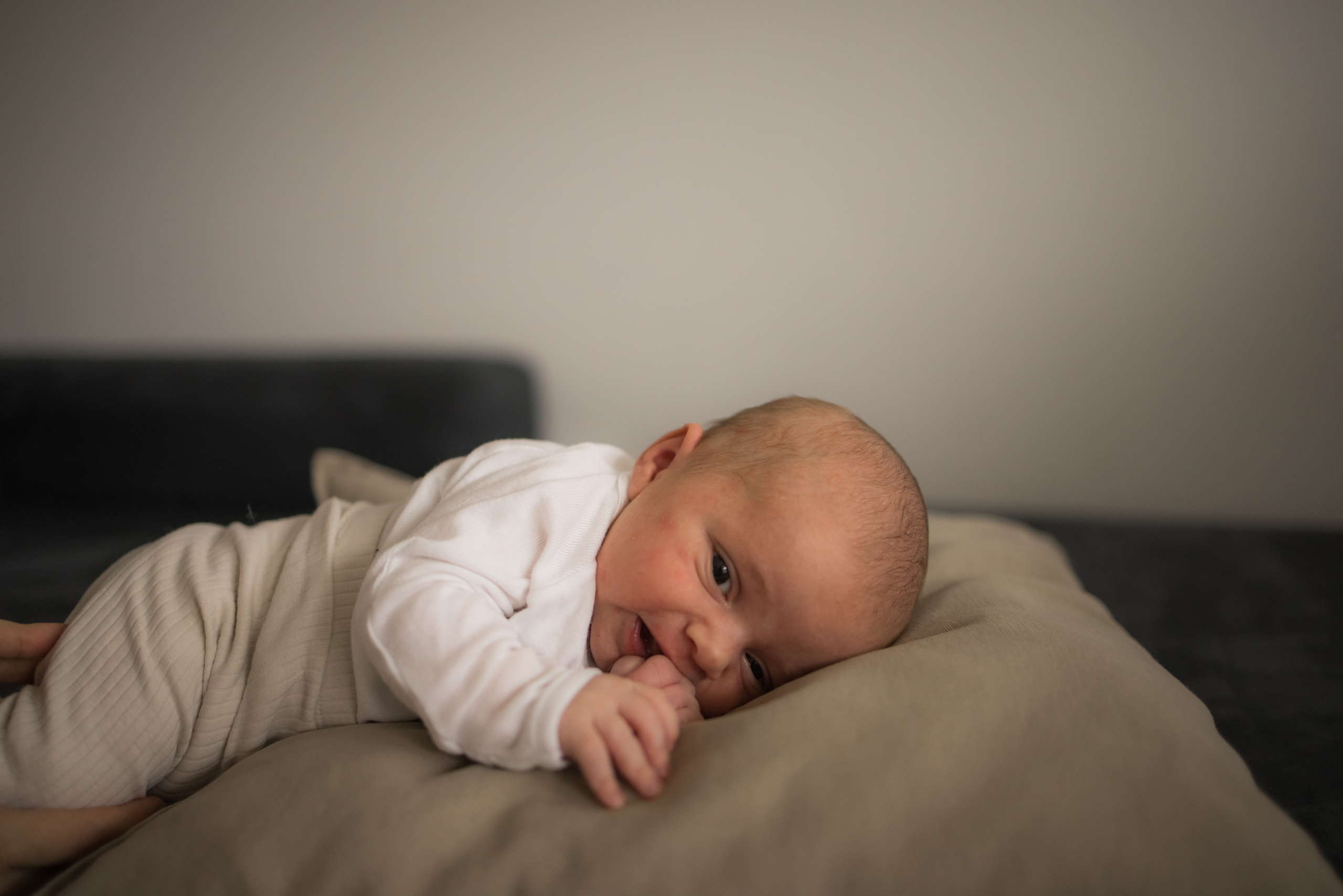 Sheryl & Tobias. Family photographer Zurich & Switzerland Daria Moore