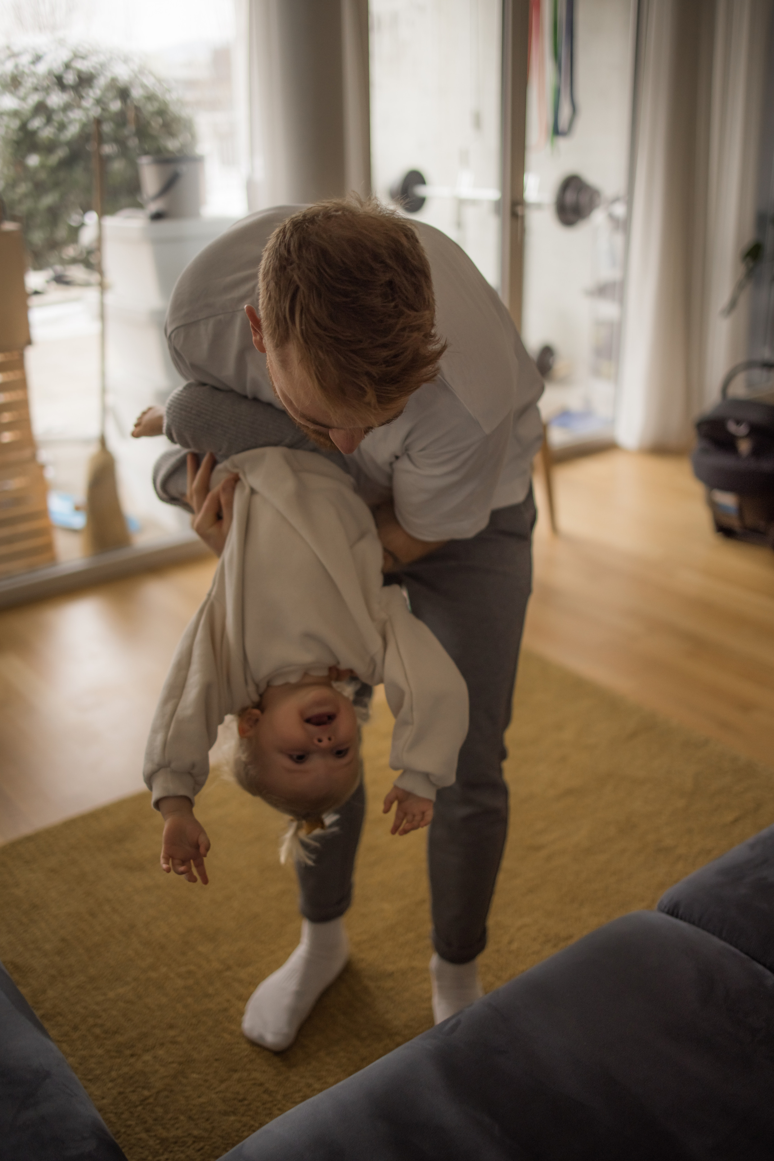 Sheryl & Tobias. Family photographer Zurich & Switzerland Daria Moore