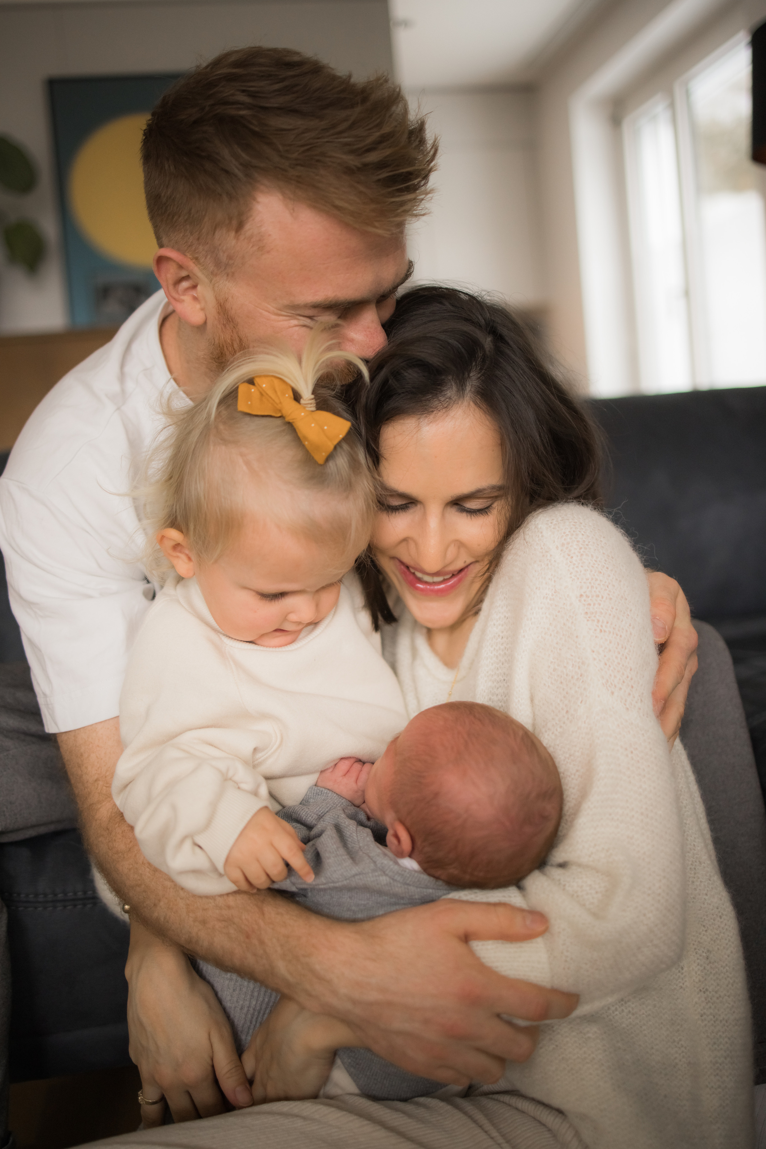 Sheryl & Tobias. Family photographer Zurich & Switzerland Daria Moore