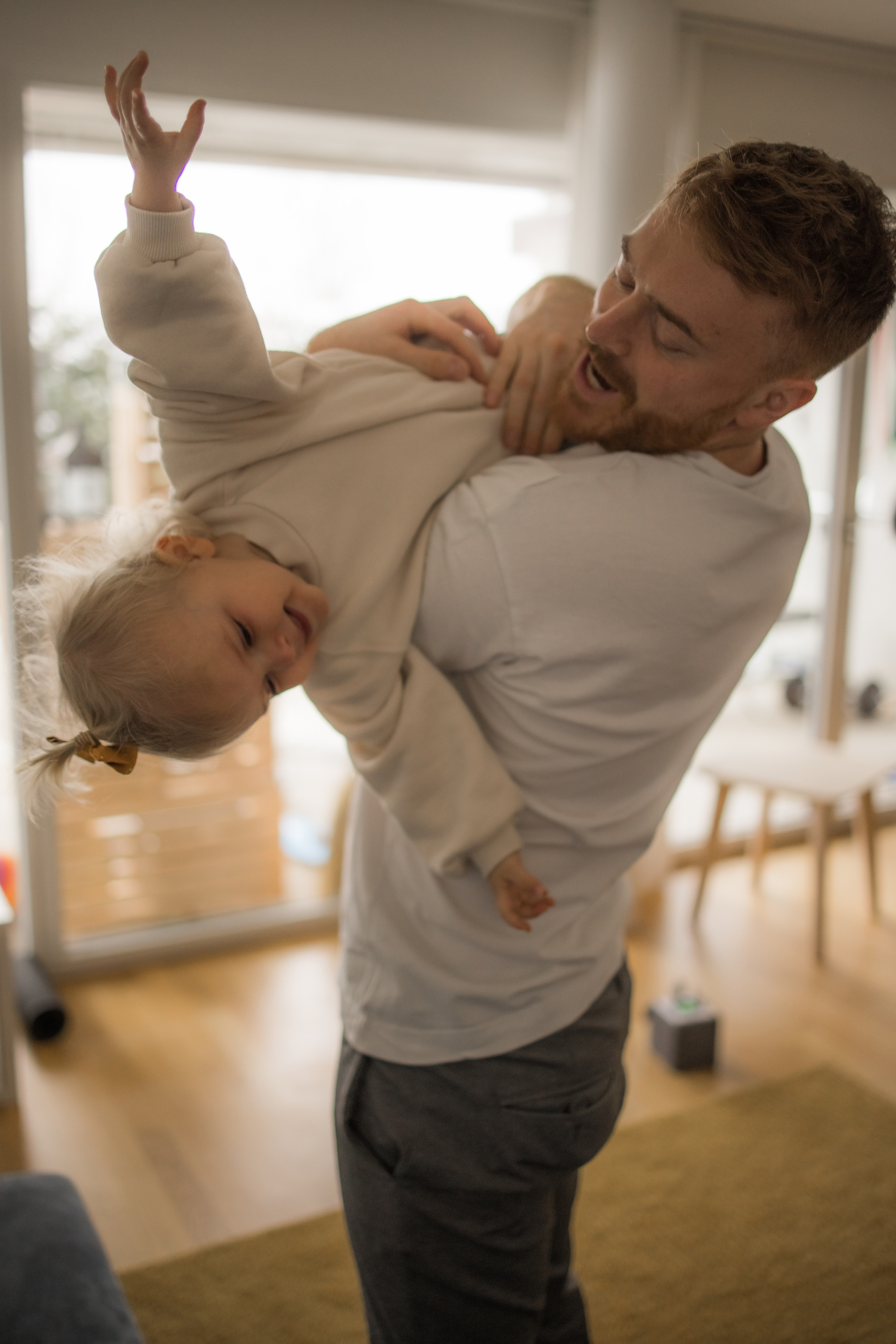 Sheryl & Tobias. Family photographer Zurich & Switzerland Daria Moore