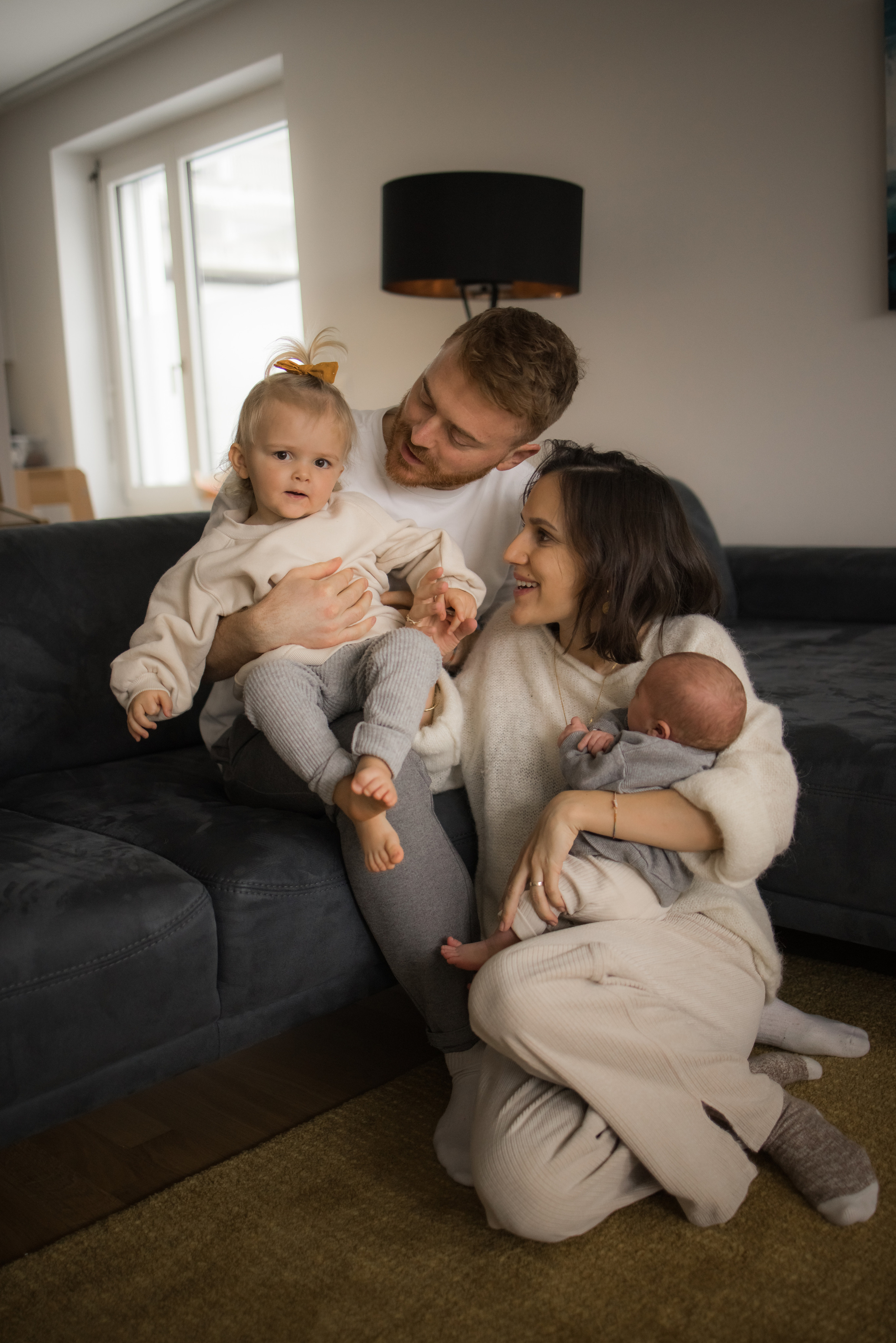 Sheryl & Tobias. Family photographer Zurich & Switzerland Daria Moore